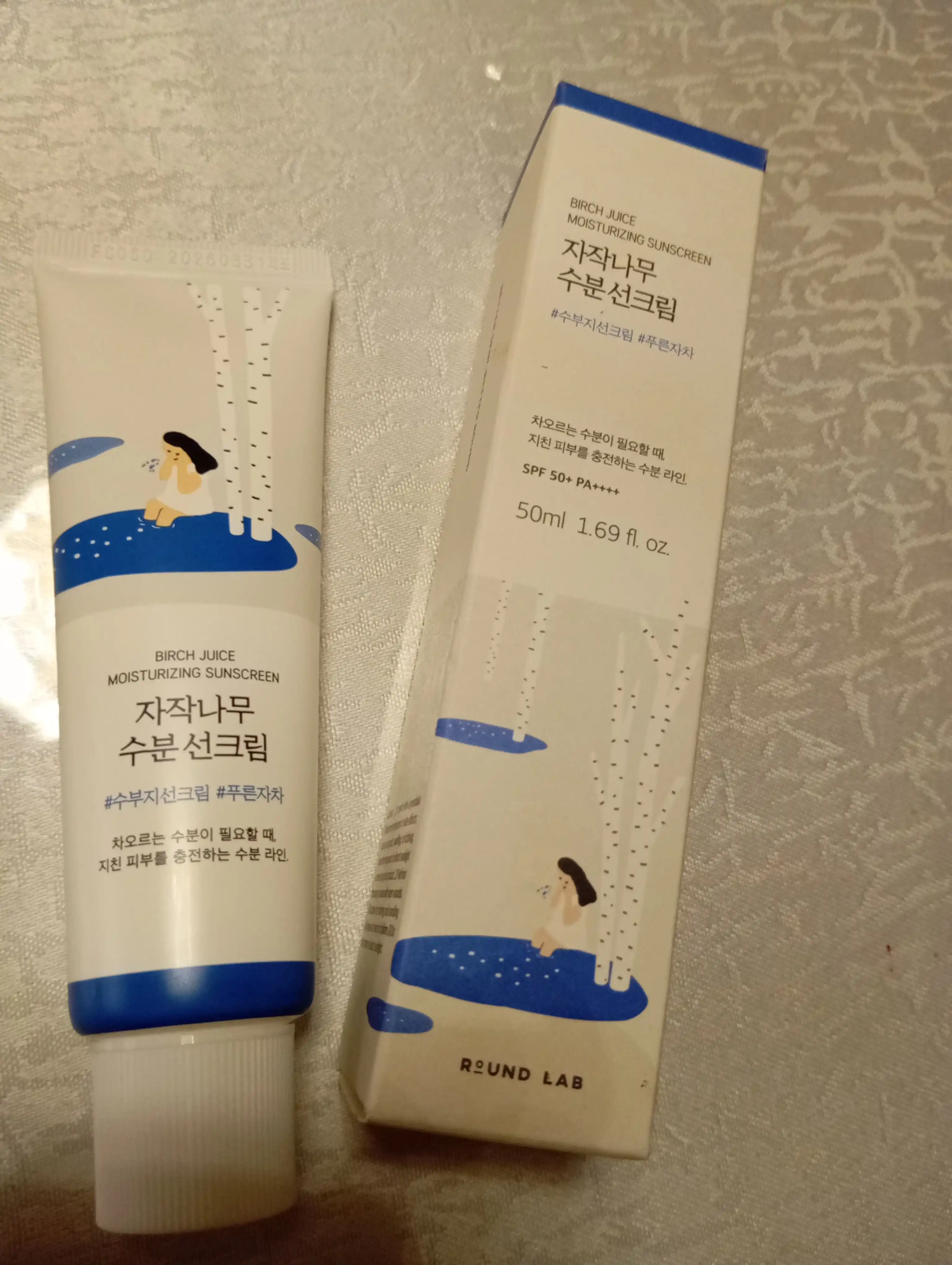 Quyoshdan himoyalovchi krem Round Lab Birch Juice Moisturizing  SPF50