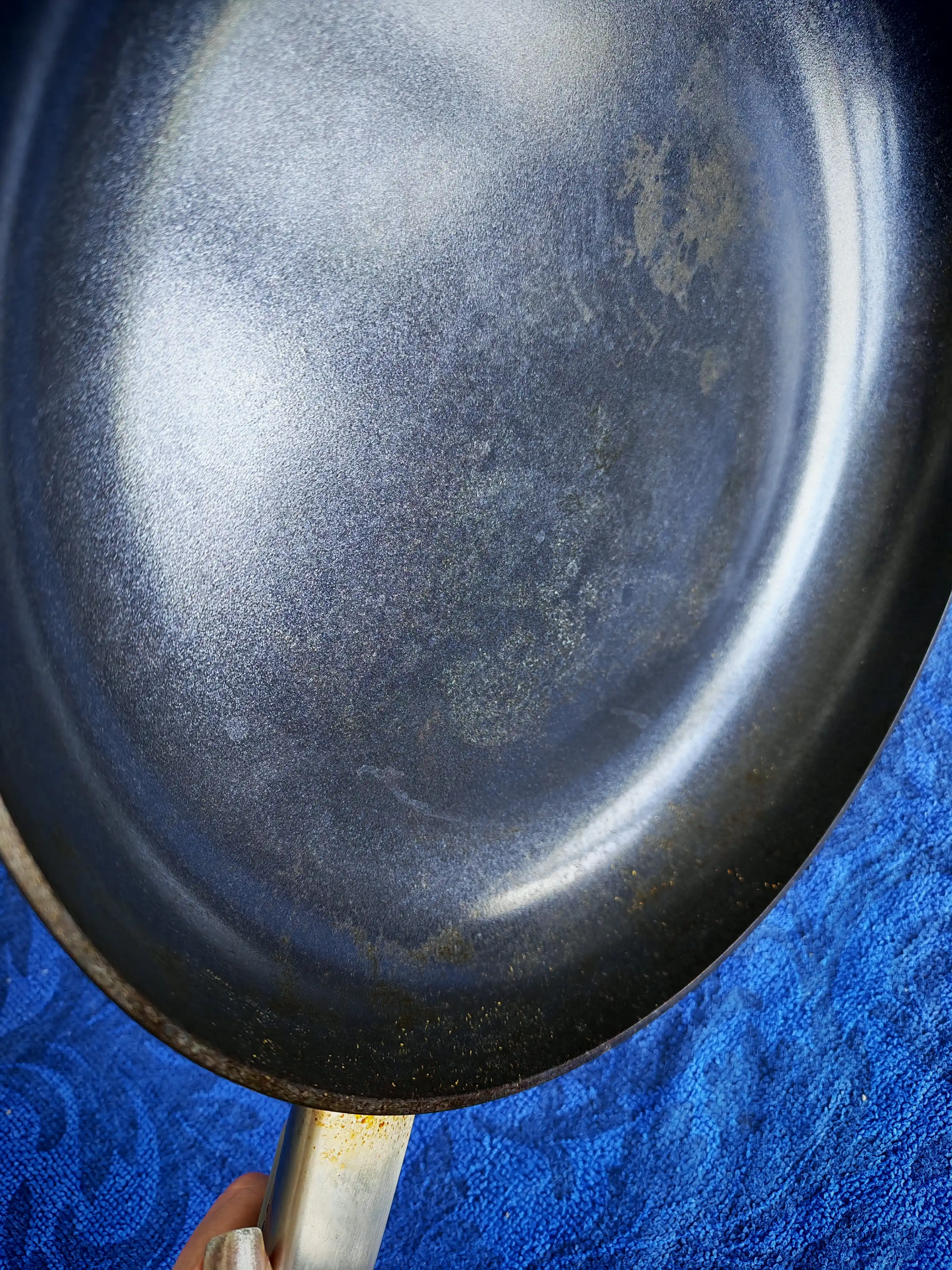BergHOFF "Leo Graphite" tovasi, alyuminiy, 28 sm, yopishqoqlikka qarshi qoplama, qora
