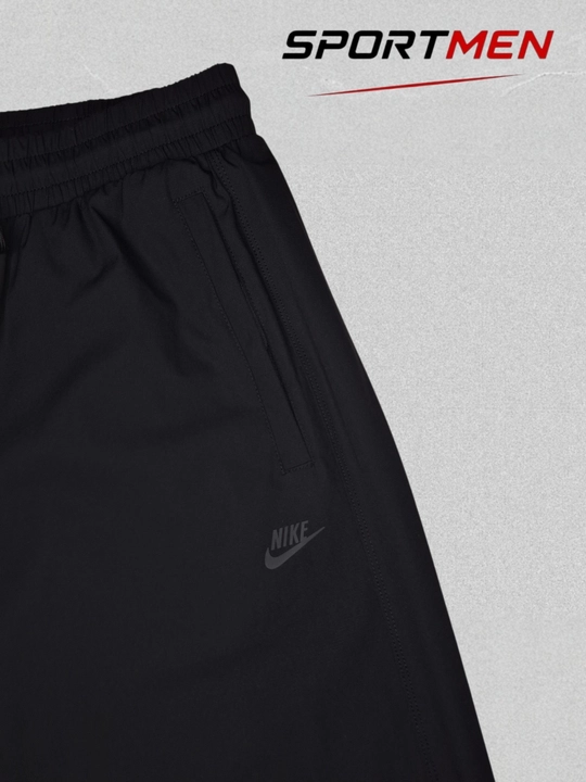 Erkaklar uchun Nike shimlari