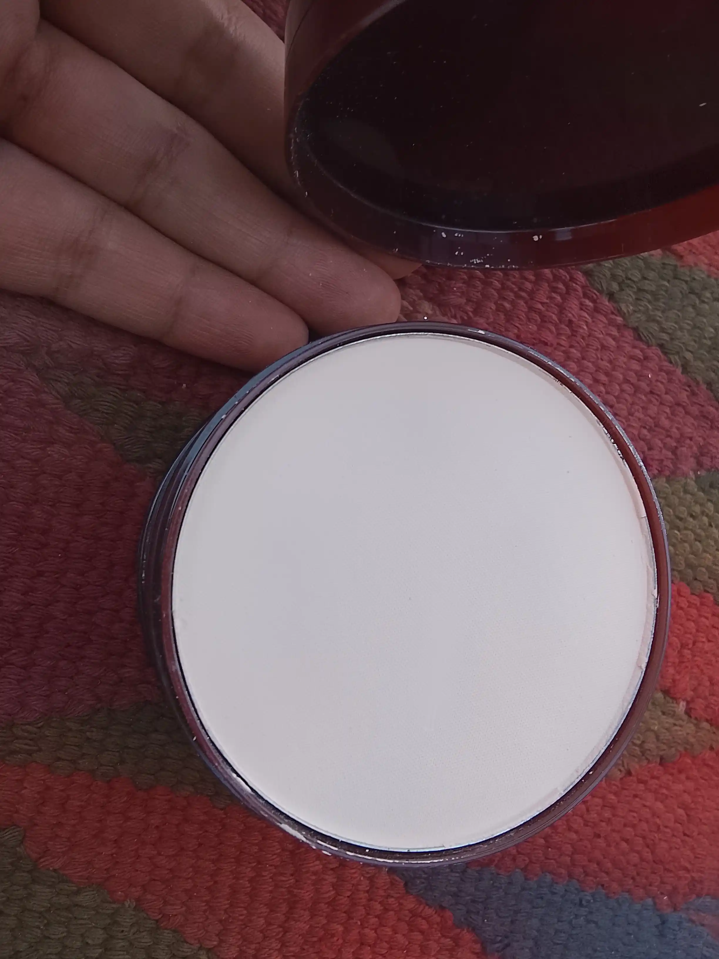 Upa SPF 50 Cushion, yengil, mat effekt, uzoq turadi, yuz uchun upa 