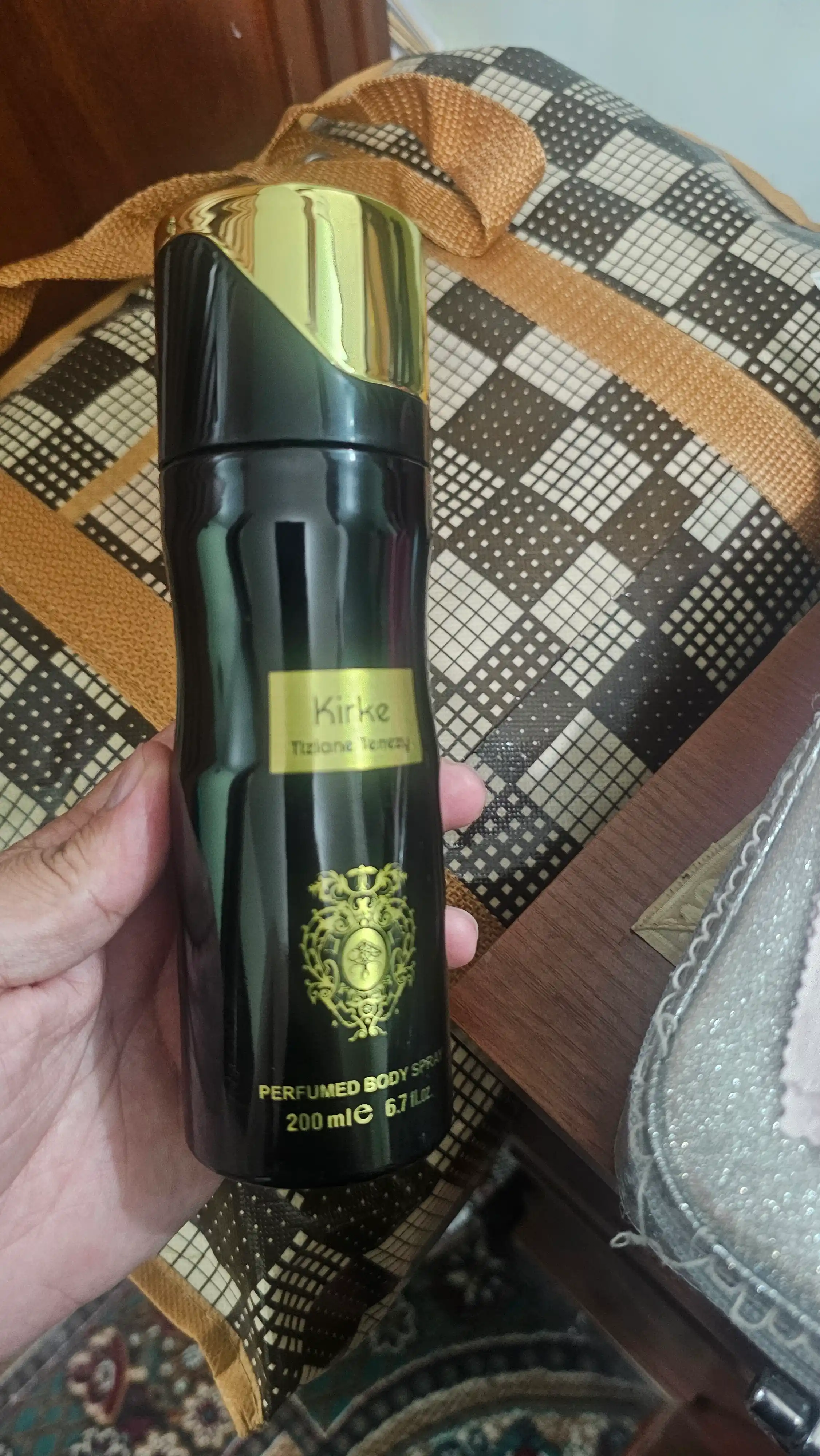 Erkaklar uchun dezodorant sprey, xarizmatik, 10 xil turdagi yozgi xushbo'y ifor, 200 ml