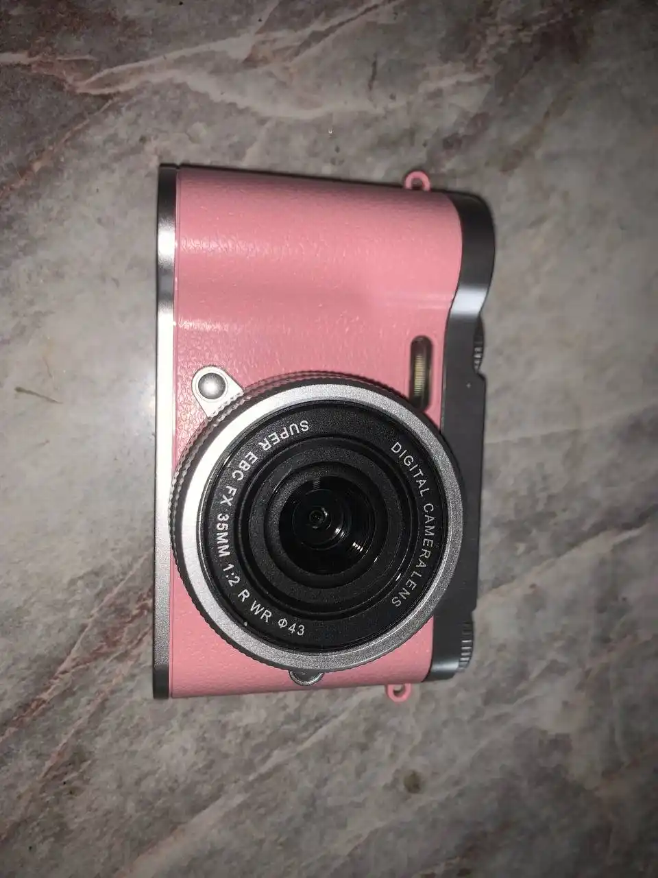Portable digital point-and-shoot camera with HD 1080P, 8X digital zoom, AF focus