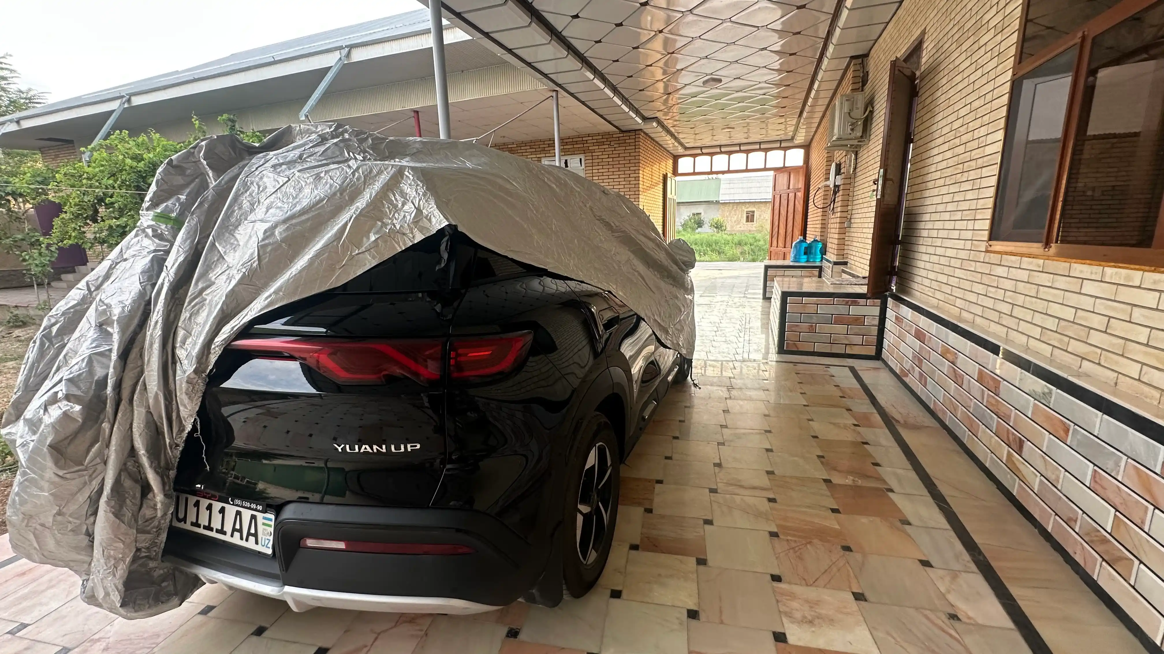 TENT barcha mavsumlarga mos keladigan universal suv o‘tkazmaydigan himoya g‘ilofi