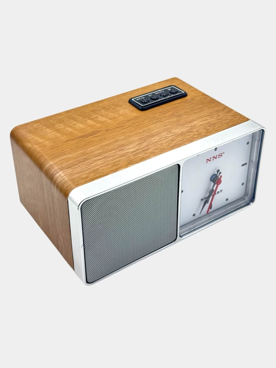Analog soat funksiyasi FM radio va Bluetooth funksiyali MP3 karnaylarga ega retro