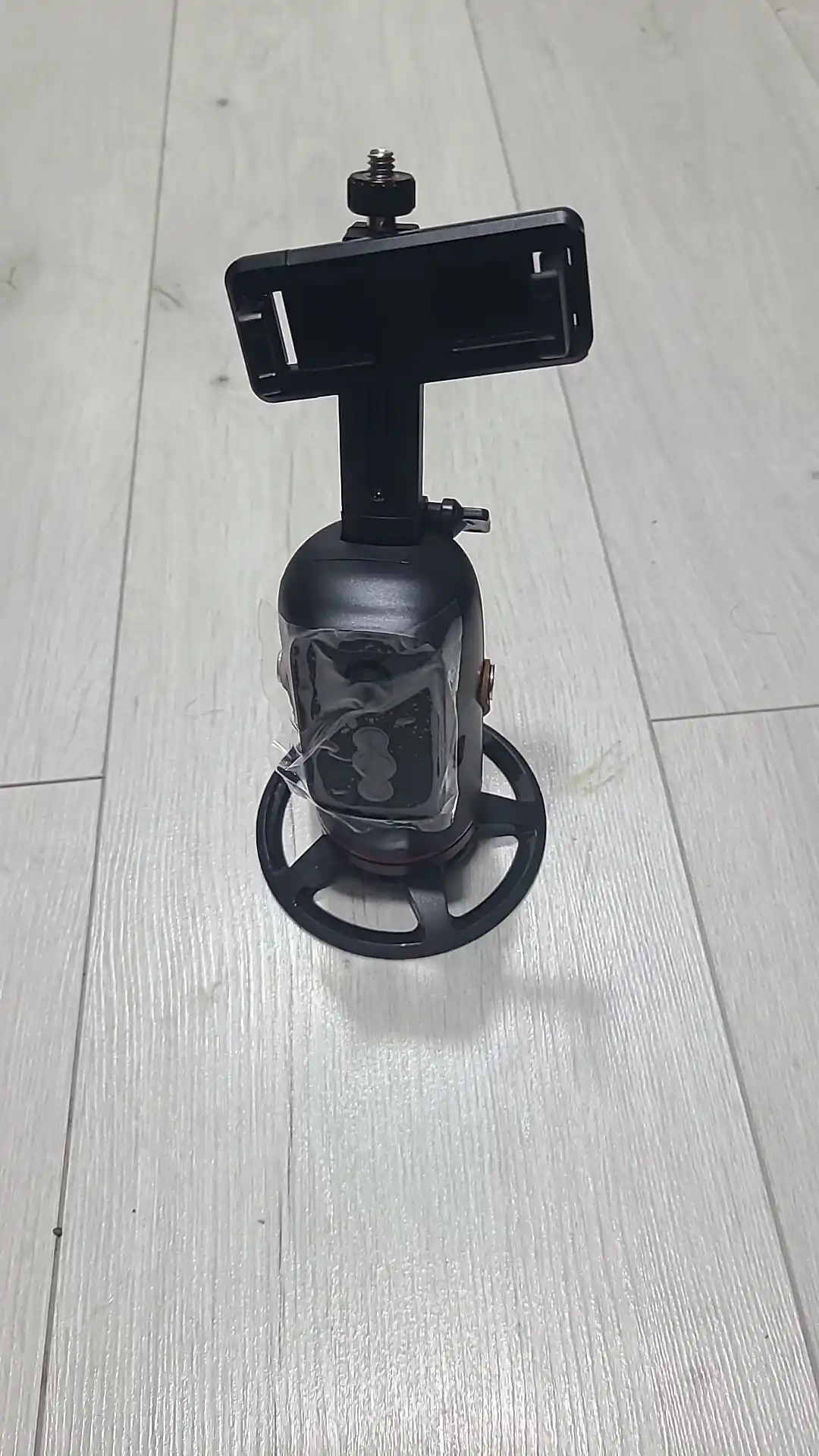 Умный штатив 360° с авто отслеживанием лица, Bluetooth пульт, Reels и Live