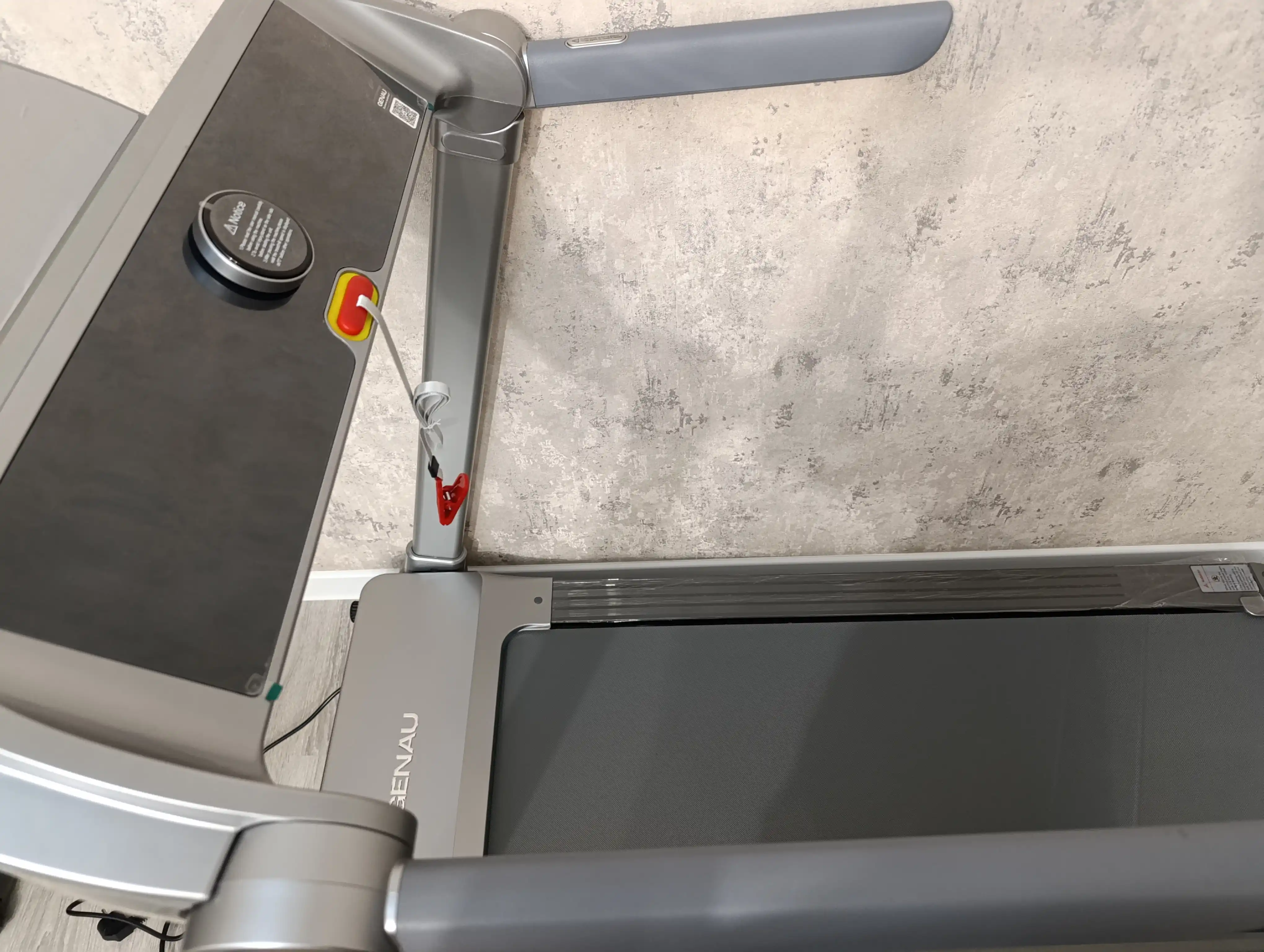 Genau iTech R5A yugurish yo‘lagi, yig‘iladigan, elektr, 130 kg gacha *RT2-23A