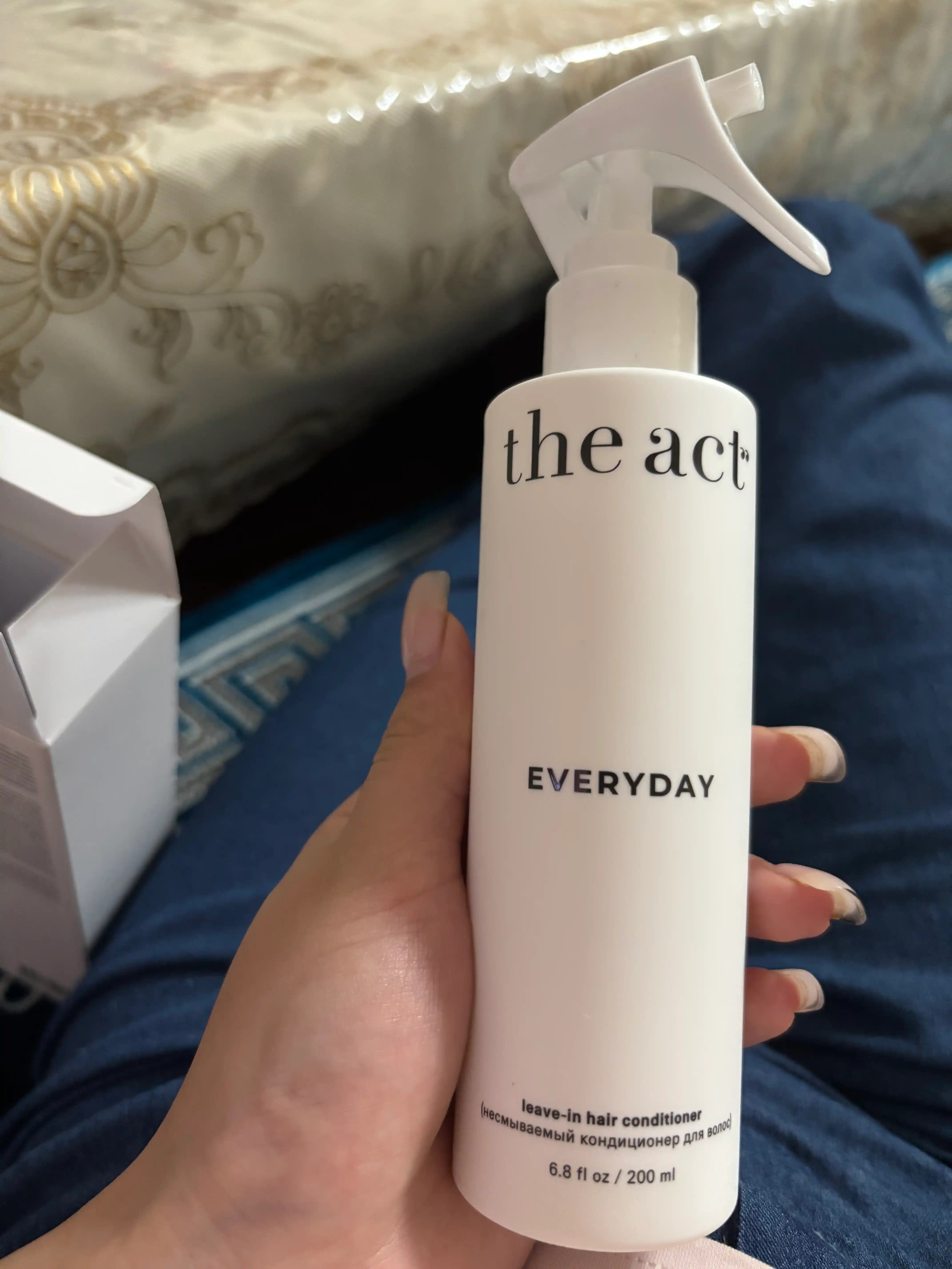 The Act Professional soch parvarishi uchun termohimoya krem-sprey, namlovchi va tiklovchi