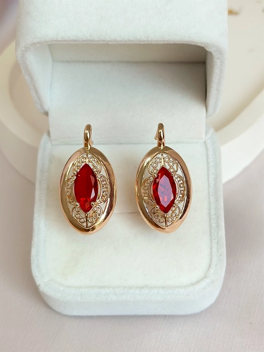 Серьги с красным камнем, гипоаллергенные