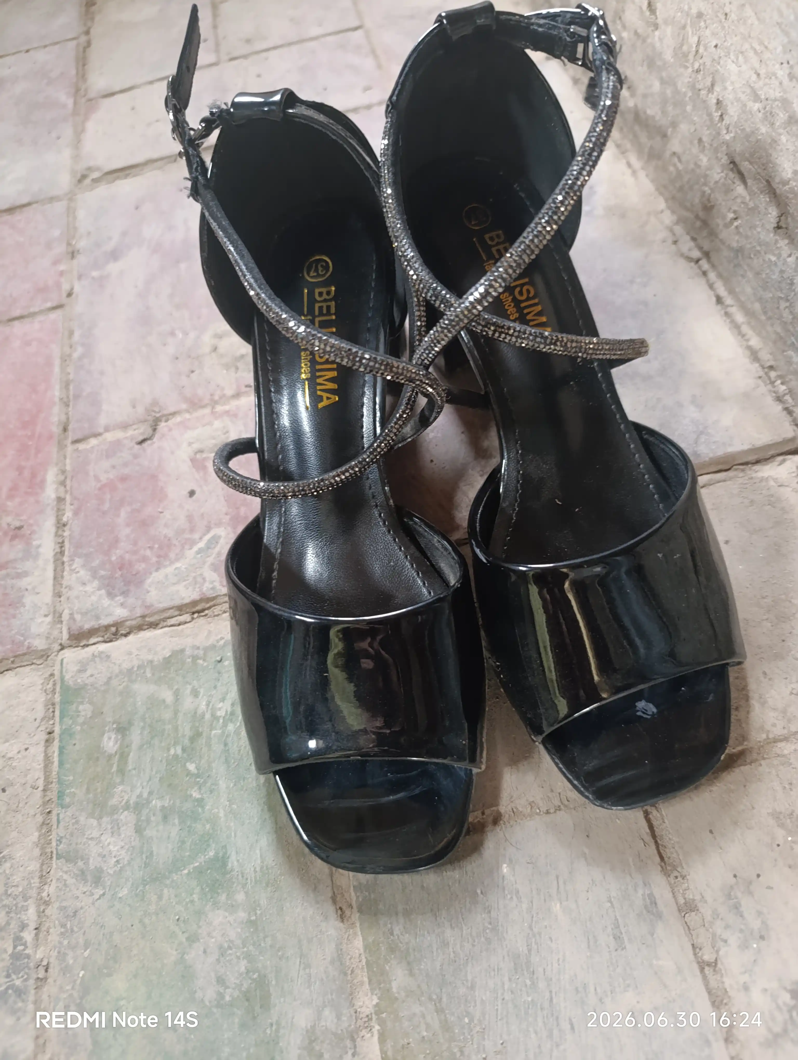 BELLISIMA 391-16A sun’iy charmli ayollar bosonojkasi, 5 sm poshna, 2 rang, 36–40