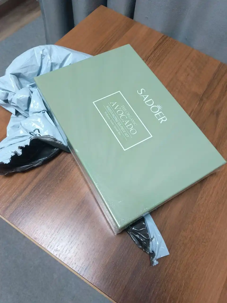 Yuz va qo‘l uchun kosmetika to‘plami, ayollar uchun sovg‘alar
