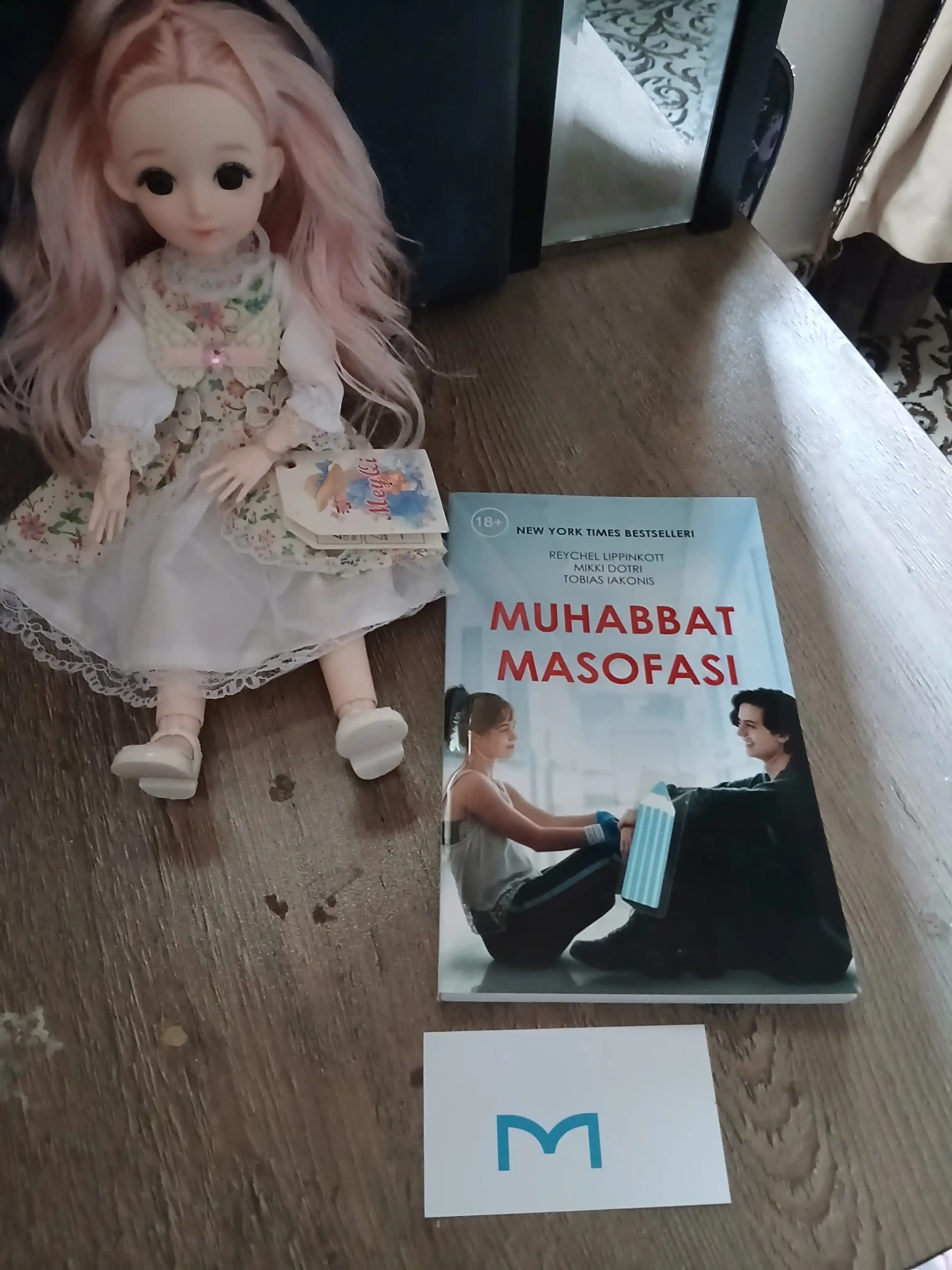 Muhabbat masofasi. Reychel Lippinkott, Mikki Dotri, Tobias Iakonis (Книга на узбекском языке)