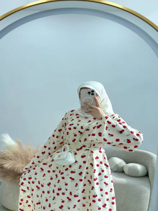 Gulli naqshli ayollar ko‘ylagi, Prada matosidan, 42-48 o‘lchamda