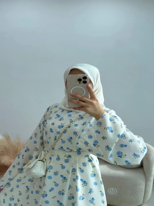 Gulli naqshli ayollar ko‘ylagi, Prada matosidan, 42-48 o‘lchamda