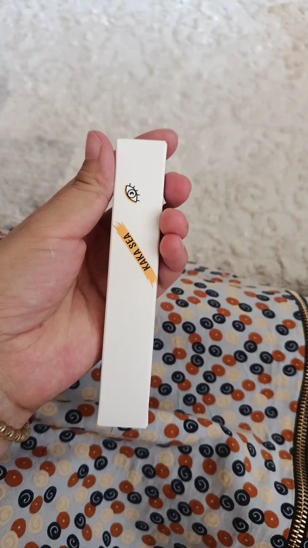 Padvotka suvga chidamli KAKA SEA 6 rang, ko'z uchun flomaster, ingichka eyeliner