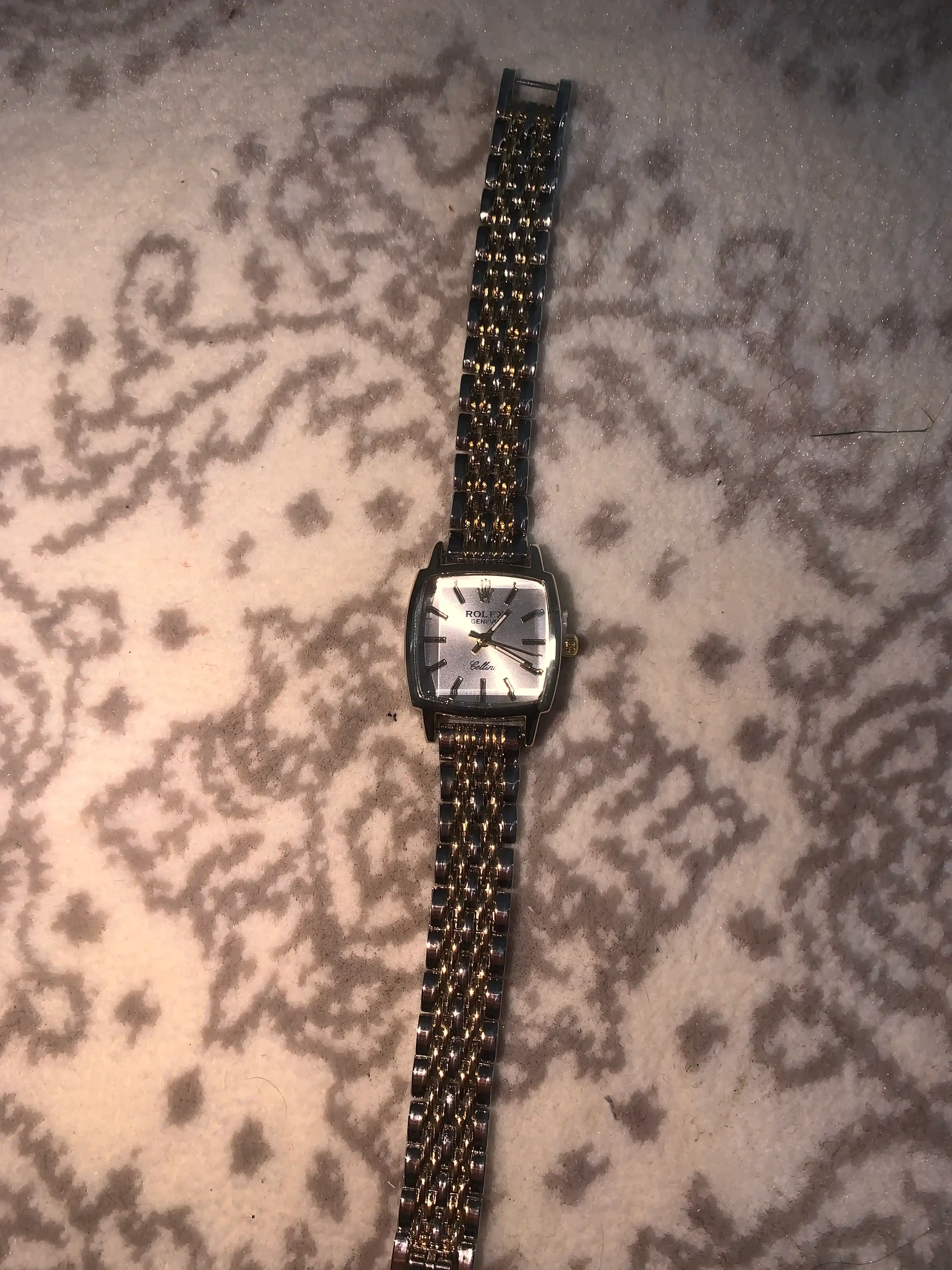 Ayollar uchun klassik Rolex qo‘l soati