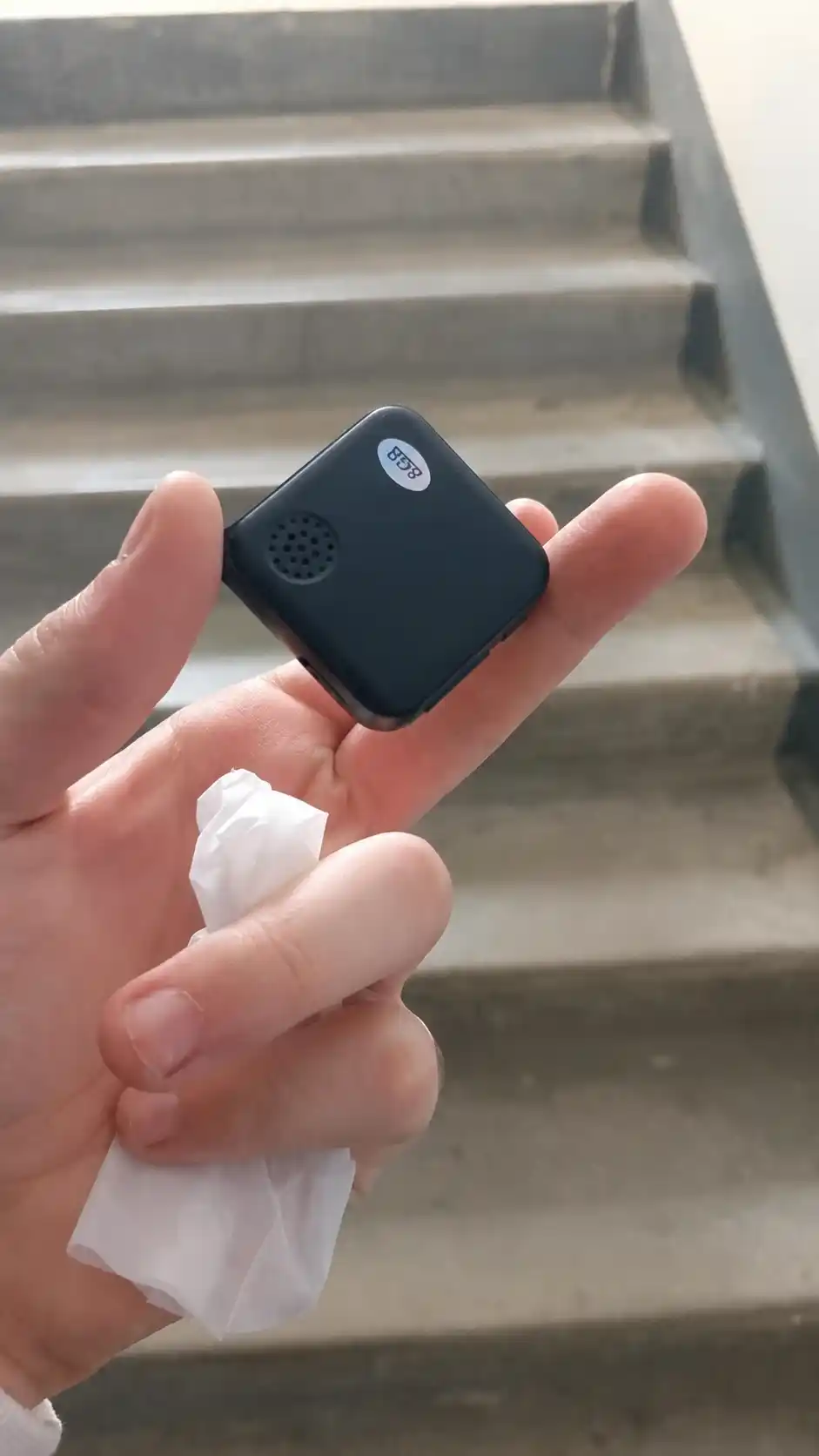 Mini magnitli diktofon ovoz yozish uchun, 8/16 GB, 100 soatgacha ishlaydi
