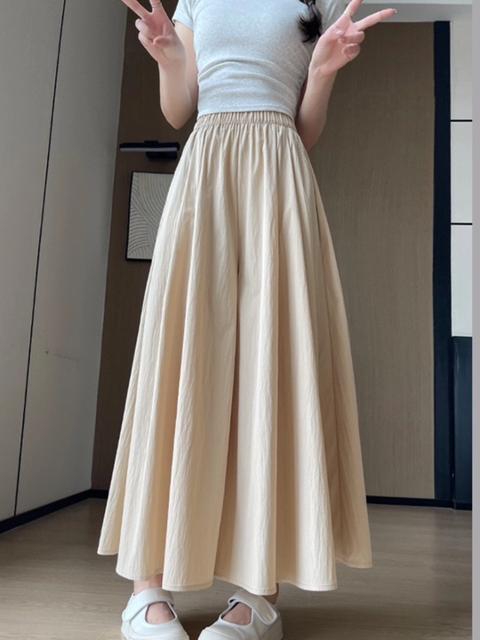 Yubka-shim, keng shim — yozgi ayollar shimi, yubkali shim