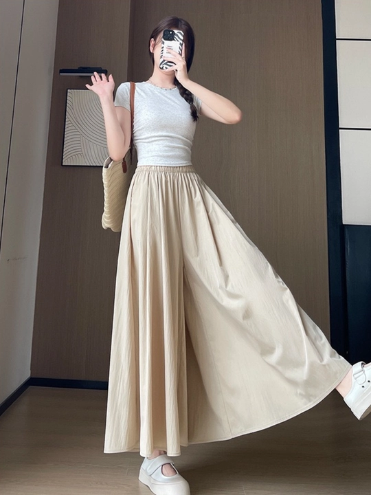 Yubka-shim, keng shim — yozgi ayollar shimi, yubkali shim
