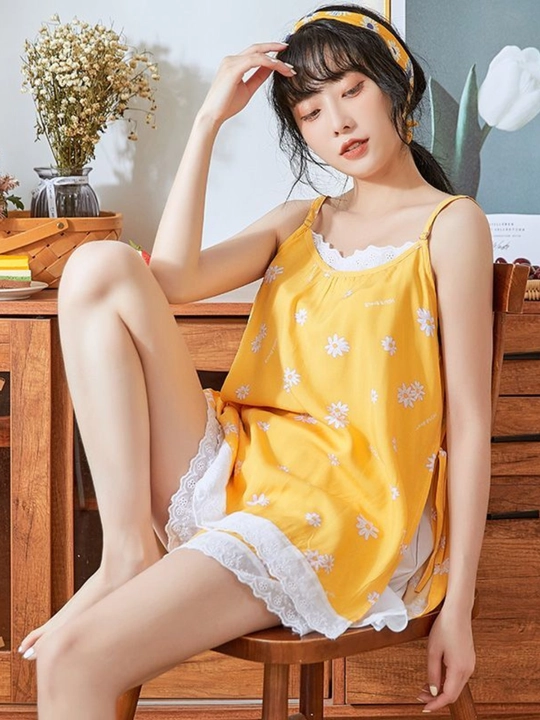 Paxtadan tayyorlangan ayollar pijama to‘plami — M/L o‘lchamdagi uy kiyimi