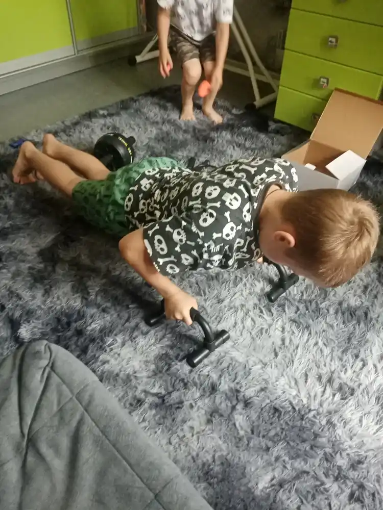 Набор для фитнеса 5в1: ролик, скакалка, упоры, эспандер, фитнес-резинка