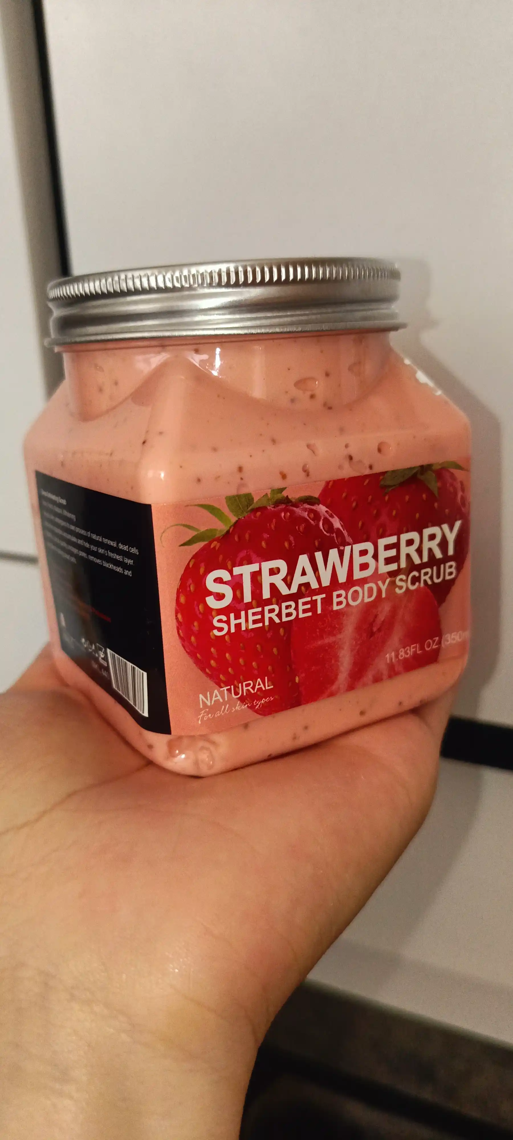 Скраб для лица и тела Wokal Sherbet Body Scrub, с экстрактом малины и клубники, 500/350 гр