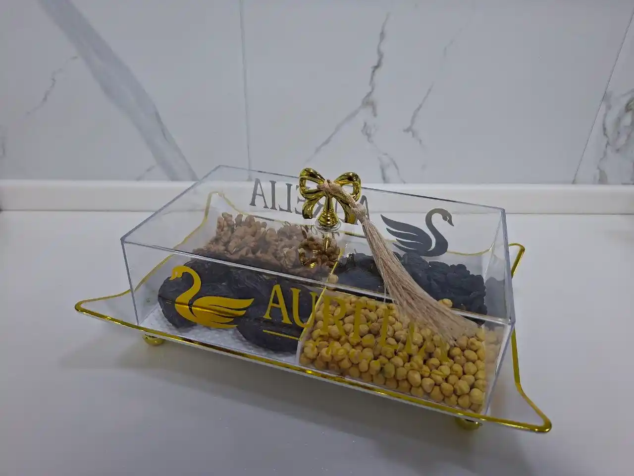 Quruq meva va shirinliklar uchun qopqoqli menajnitsa, servis idishi, organayzer