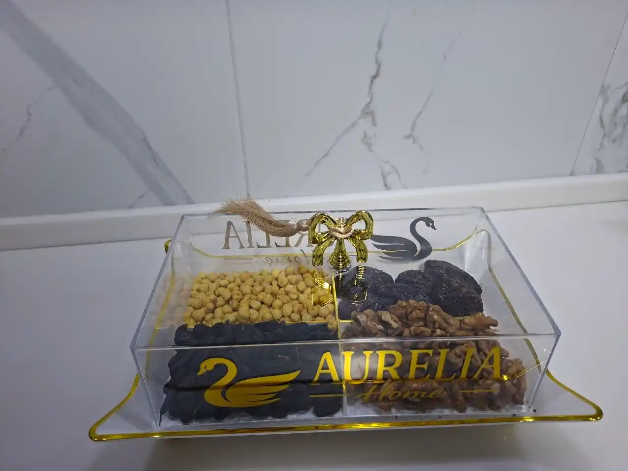 Quruq meva va shirinliklar uchun qopqoqli menajnitsa, servis idishi, organayzer