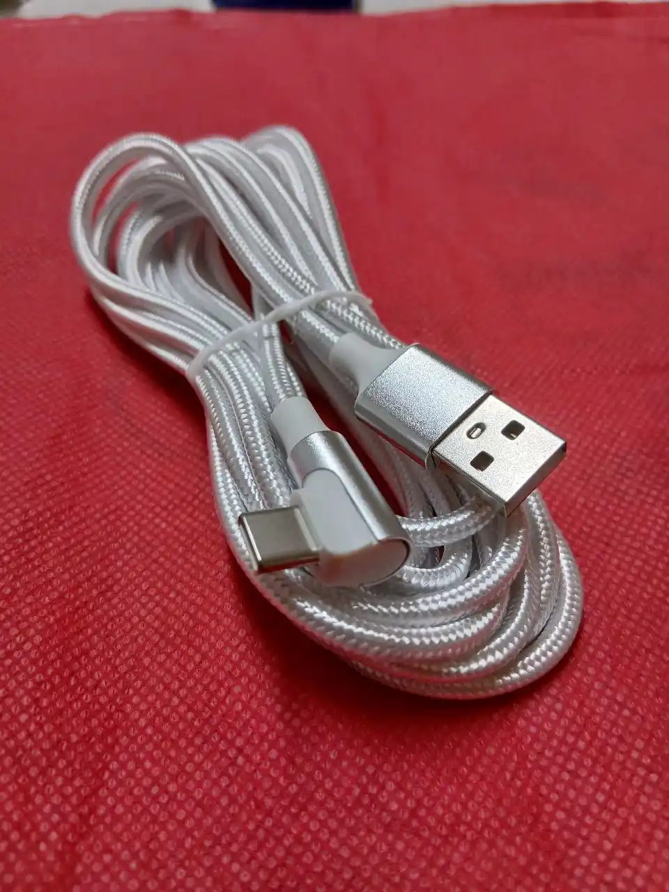 USB Type-C 3 metrli burchakli PD kabel – quvvatlash va ma’lumot uzatish uchun