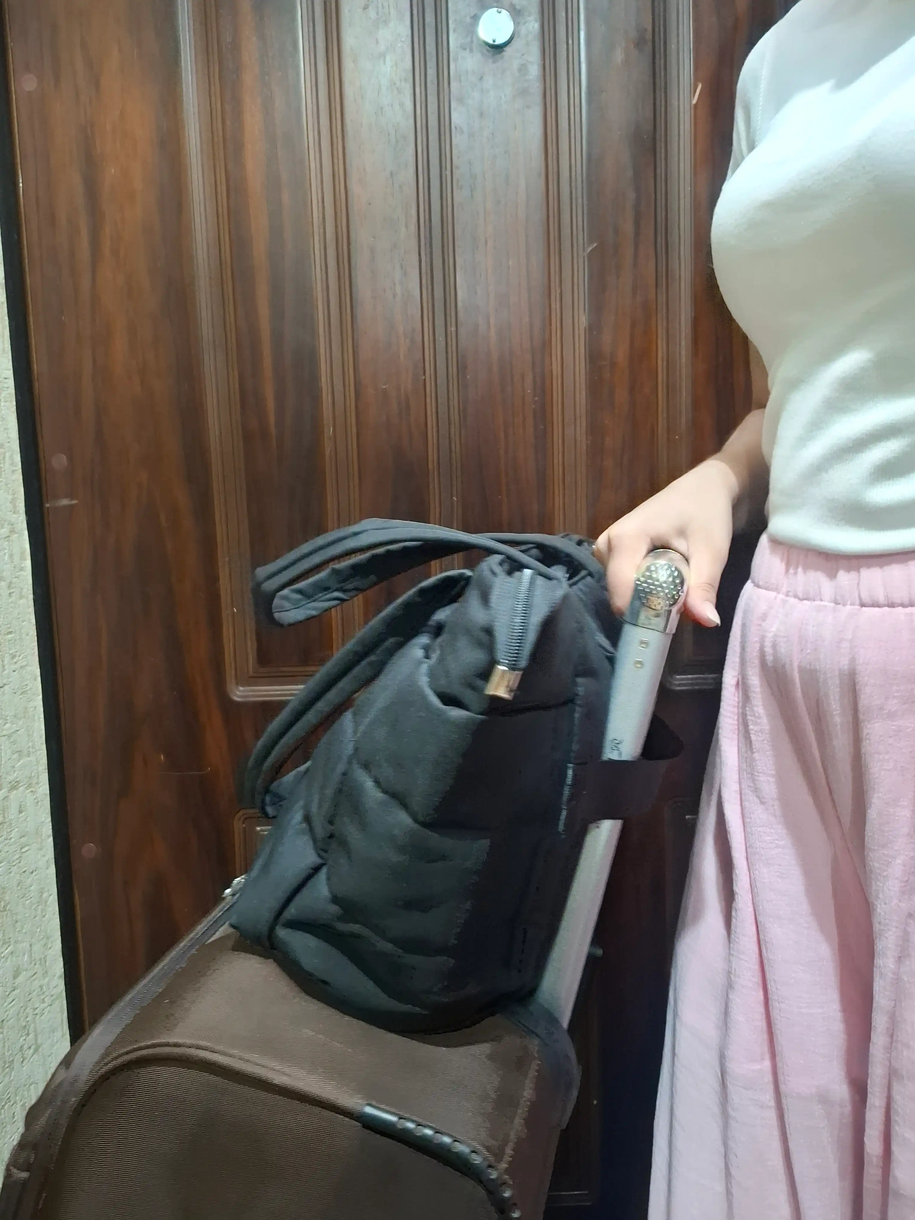 Ayollar sumkasi, katta, yelkaga kiyiladigan, ish uchun sport sumkasi