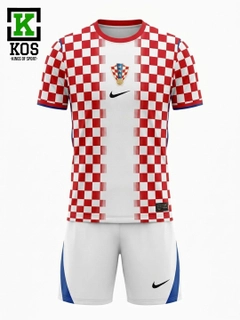 Красный