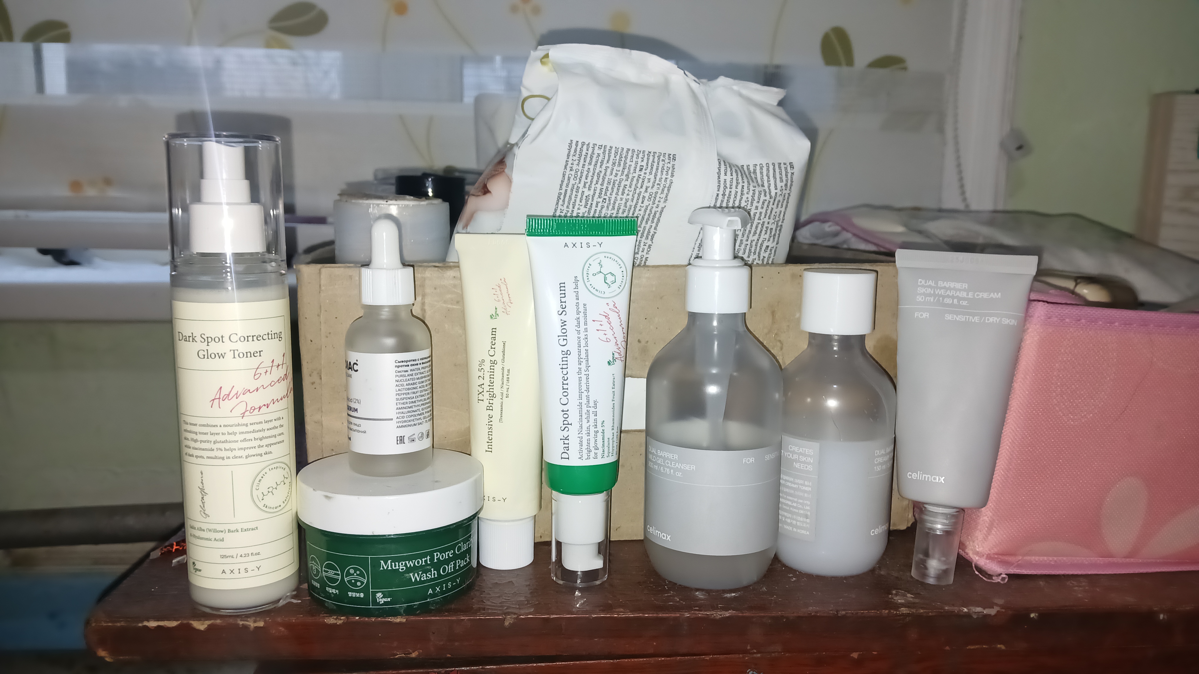 AXIS-Y Mugwort Pore Clarifying tozalovchi loydan shuvoqli niqob, yuz uchun maska, 100 ml