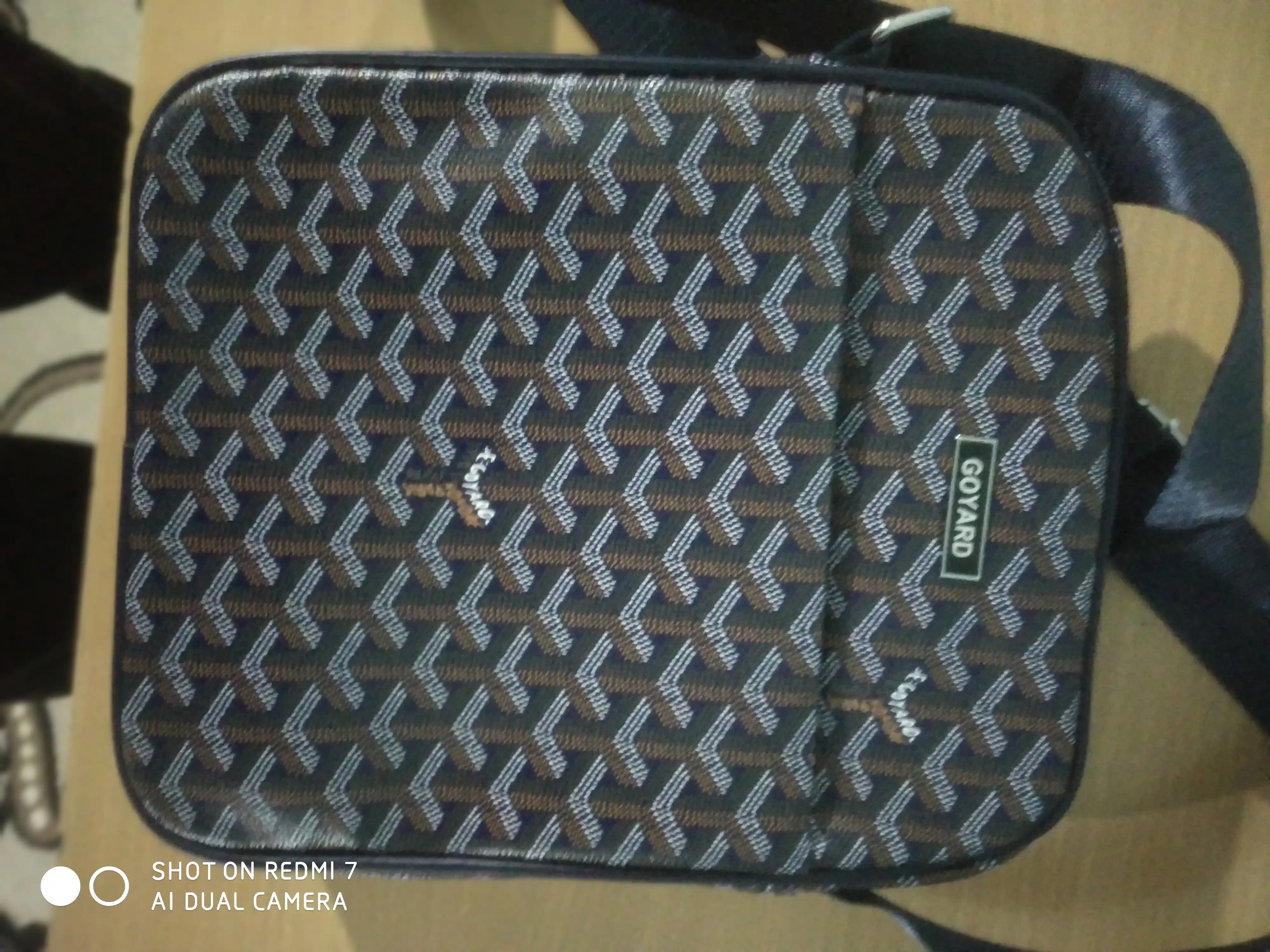 Мужская сумка через плечо (кросс-боди) в премиальном стиле Goyard