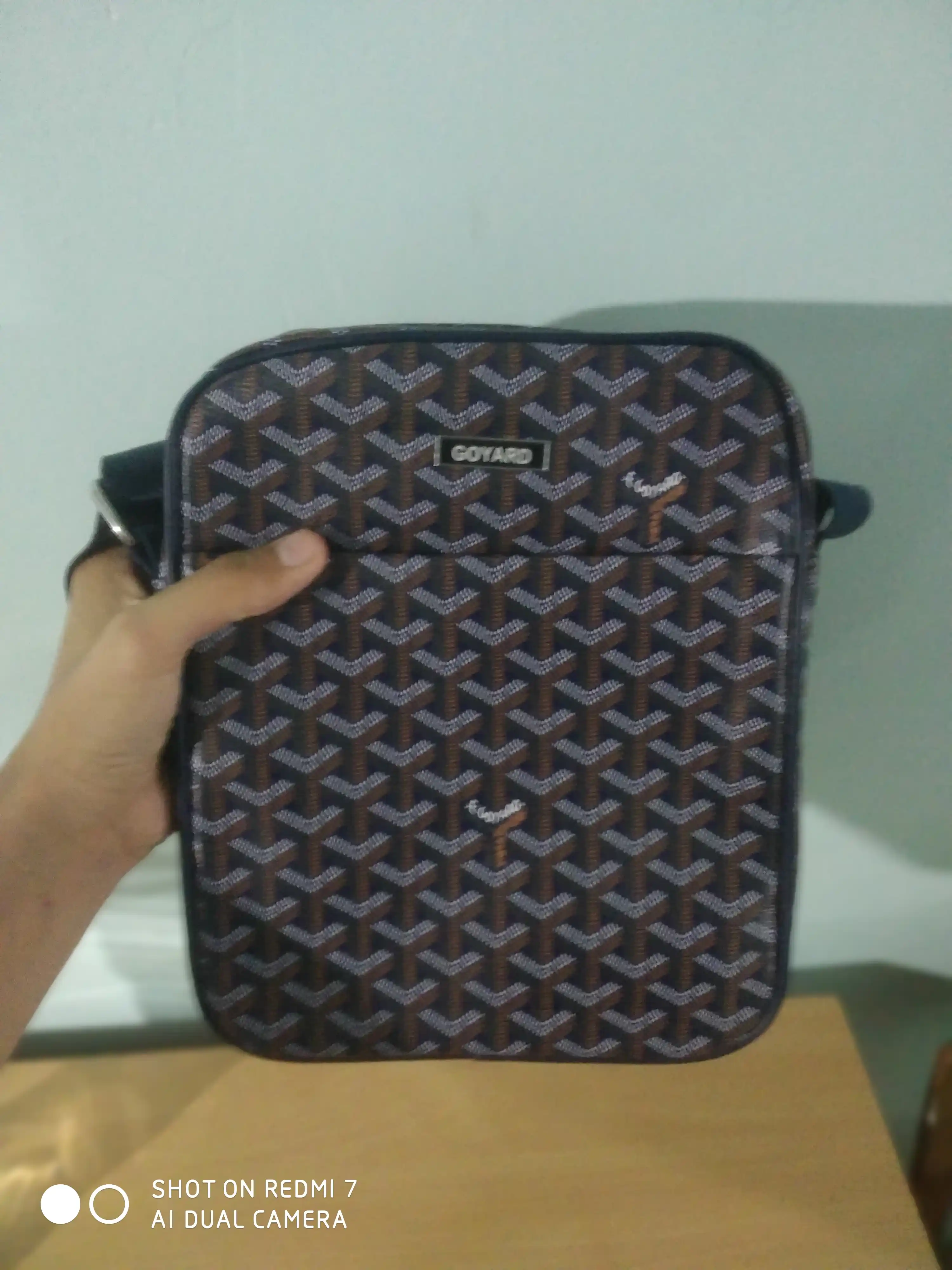 Мужская сумка через плечо (кросс-боди) в премиальном стиле Goyard