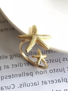 Желтый
