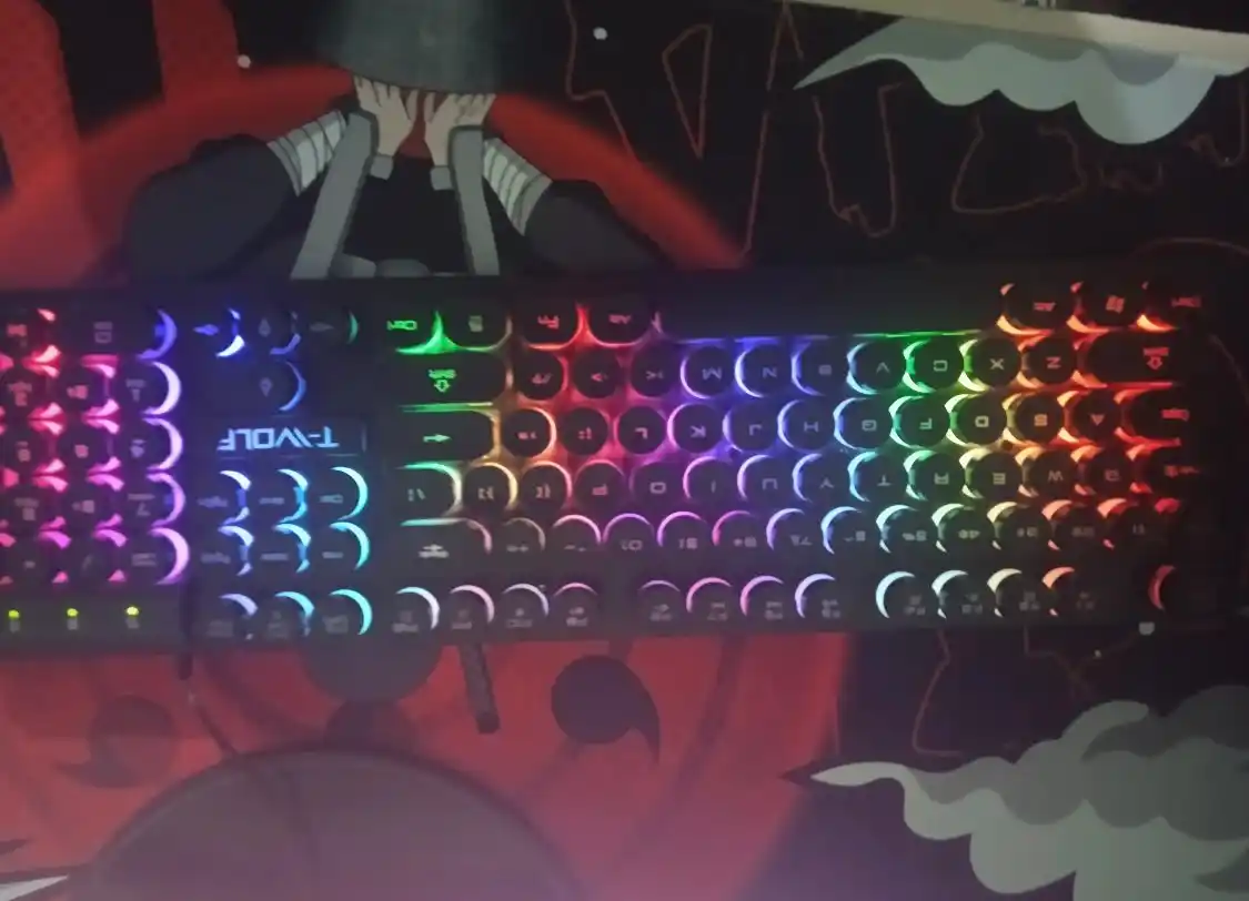 Geymerlar uchun simli o'yin klaviatura va sichqoncha, RGB LED yoritgichli,kompyuter uchun