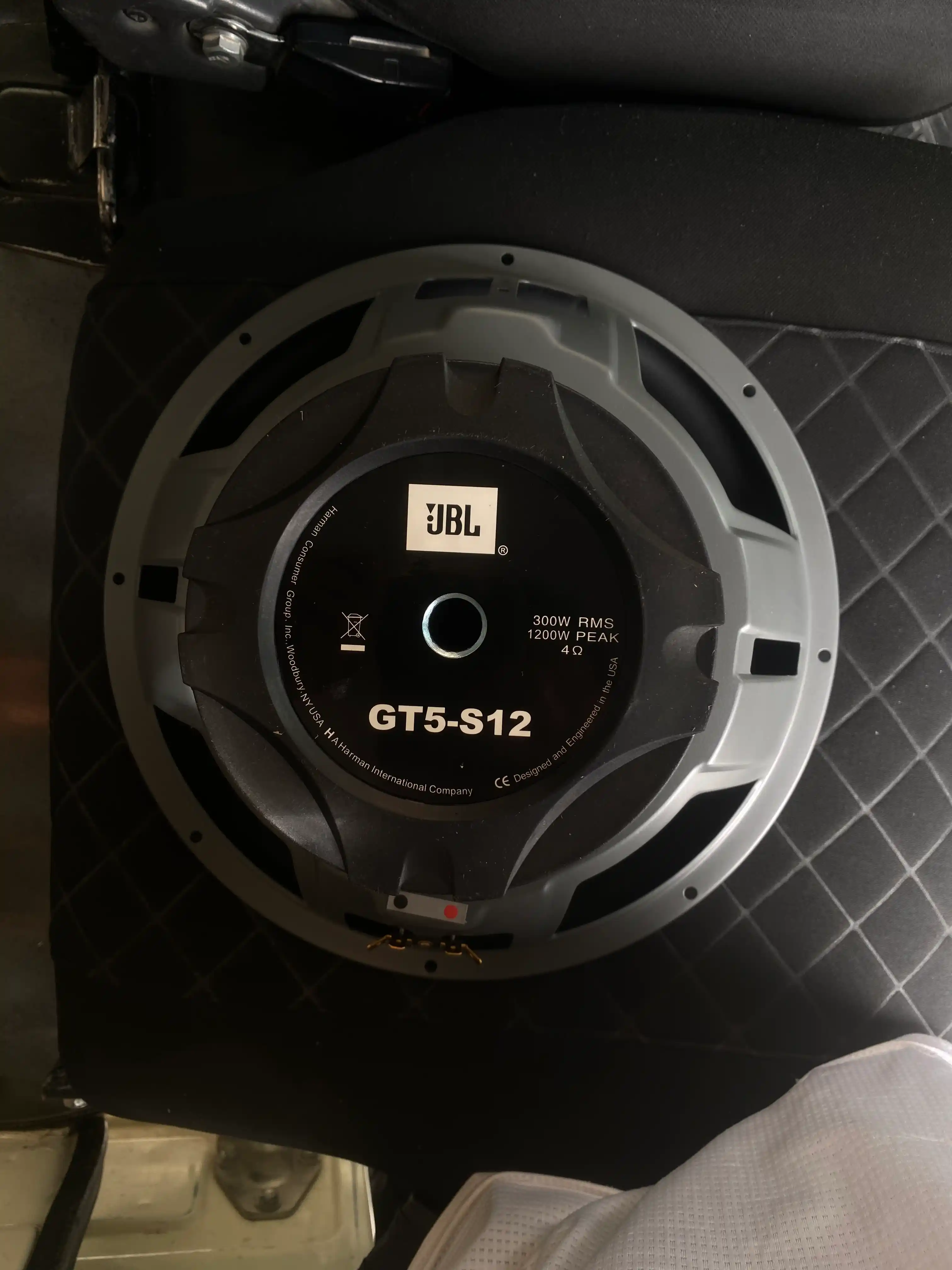 Сабвуфер JBL 1200 GT5 - S12, 1200 Вт
