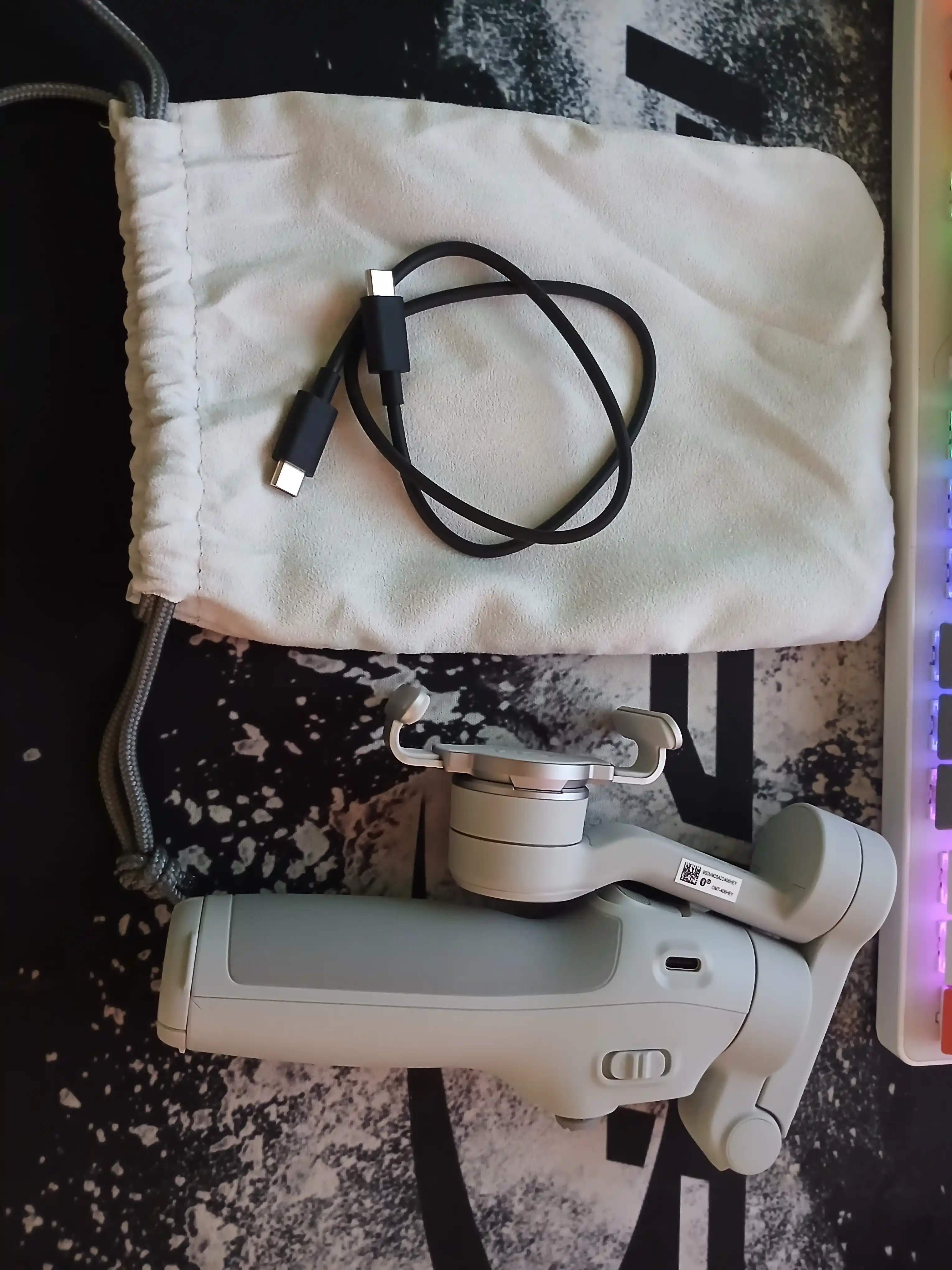 Dji Osmo Mobile 7, 8 telefon stabilizatori
