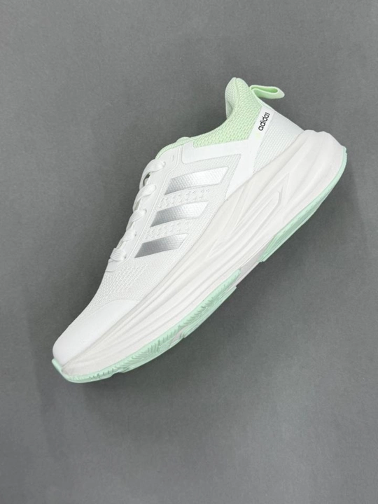 Кроссовки Adidas, Made in Vietnam, легкая спортивная обувь, размеры 36–40