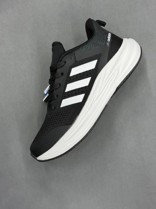 Кроссовки Adidas, Made in Vietnam, легкая спортивная обувь, размеры 36–40