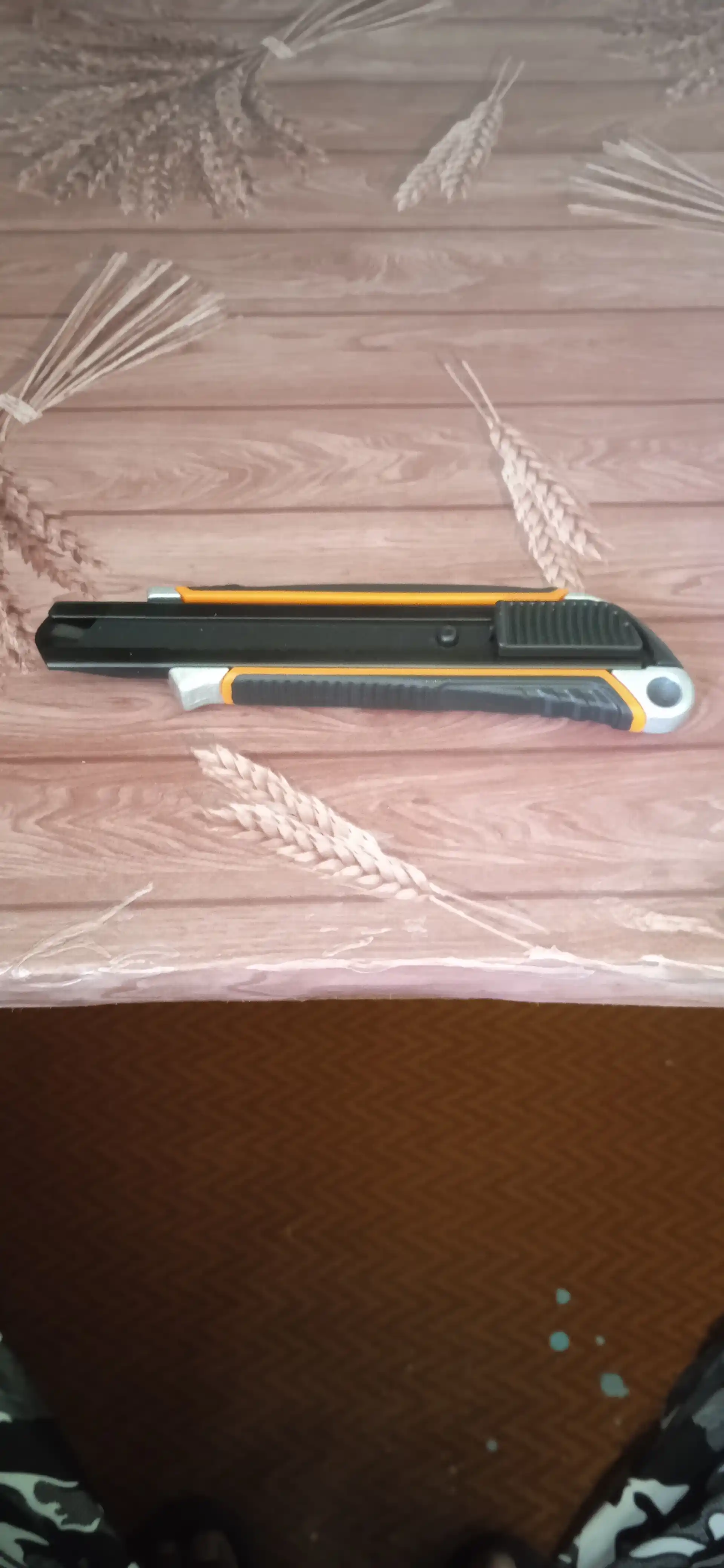 Fon rasmi kesuvchi, alyuminiy korpus, WOKIN, 18 * 100 mm