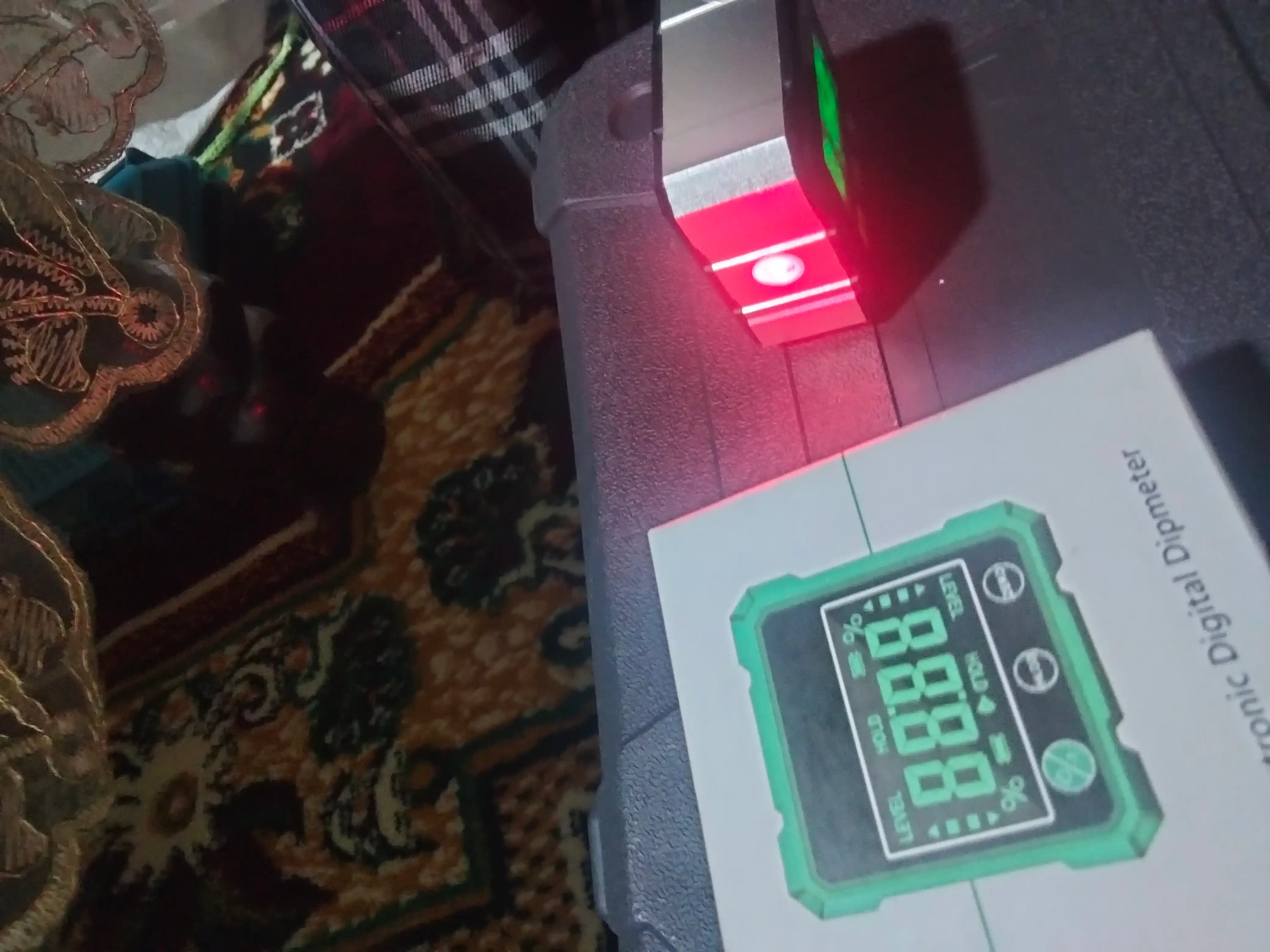 Raqamli elektron daraja magnitli, qurilish burchak o‘lchagich instrument