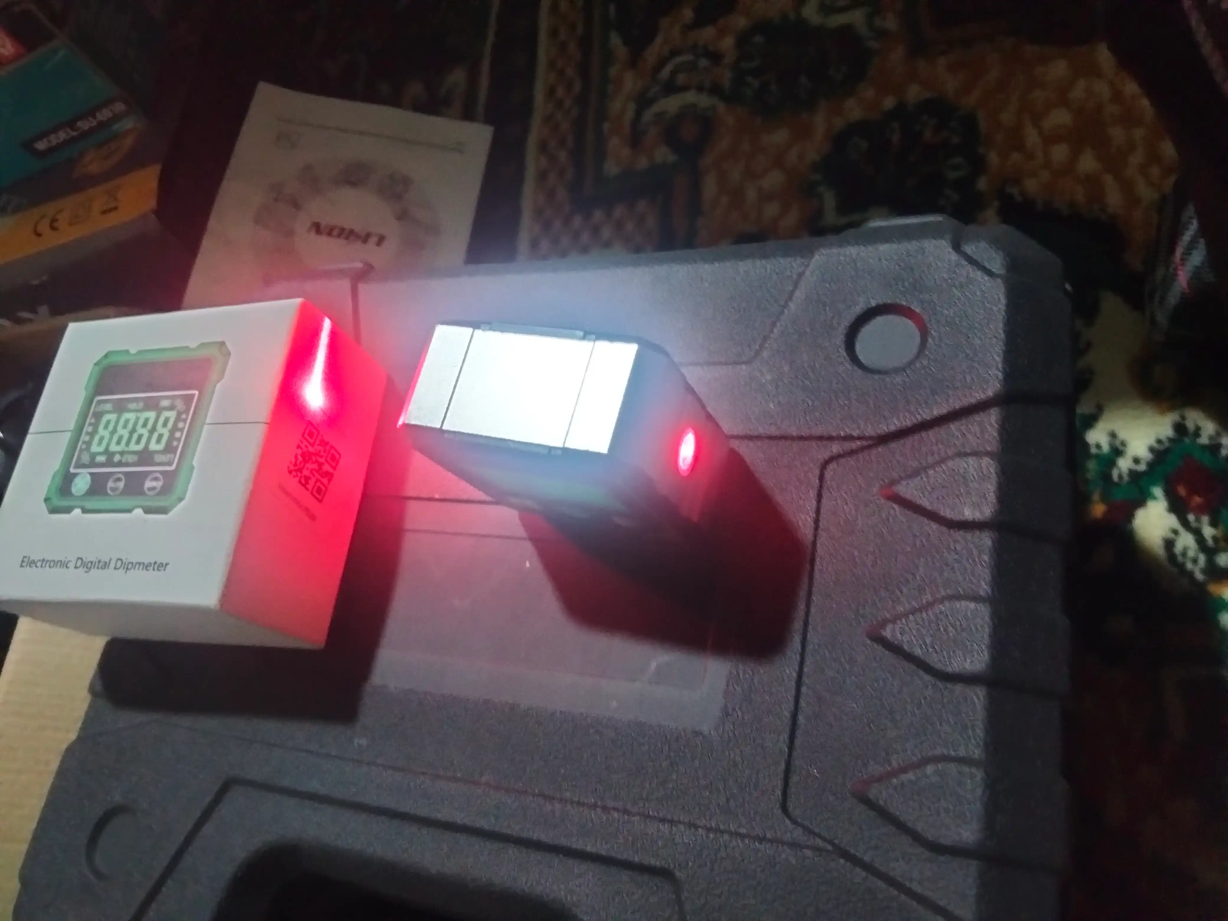 Raqamli elektron daraja magnitli, qurilish burchak o‘lchagich instrument