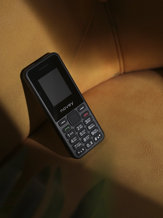 Novey 101 knopkali telefon, kamerasiz, 2 SIM, 5 rang