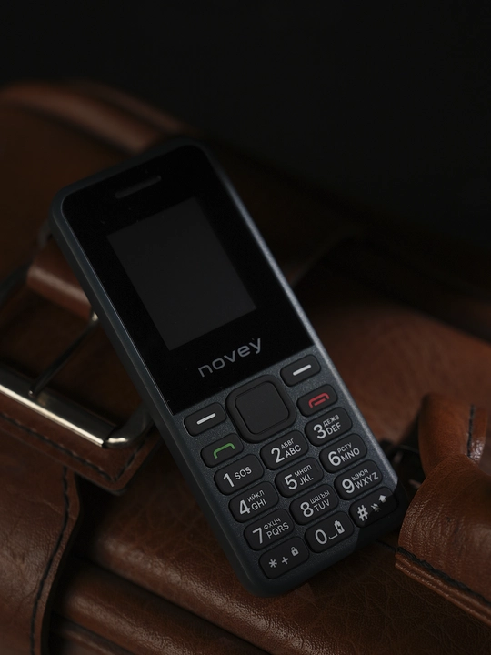 Novey 101 knopkali telefon, kamerasiz, 2 SIM, 5 rang