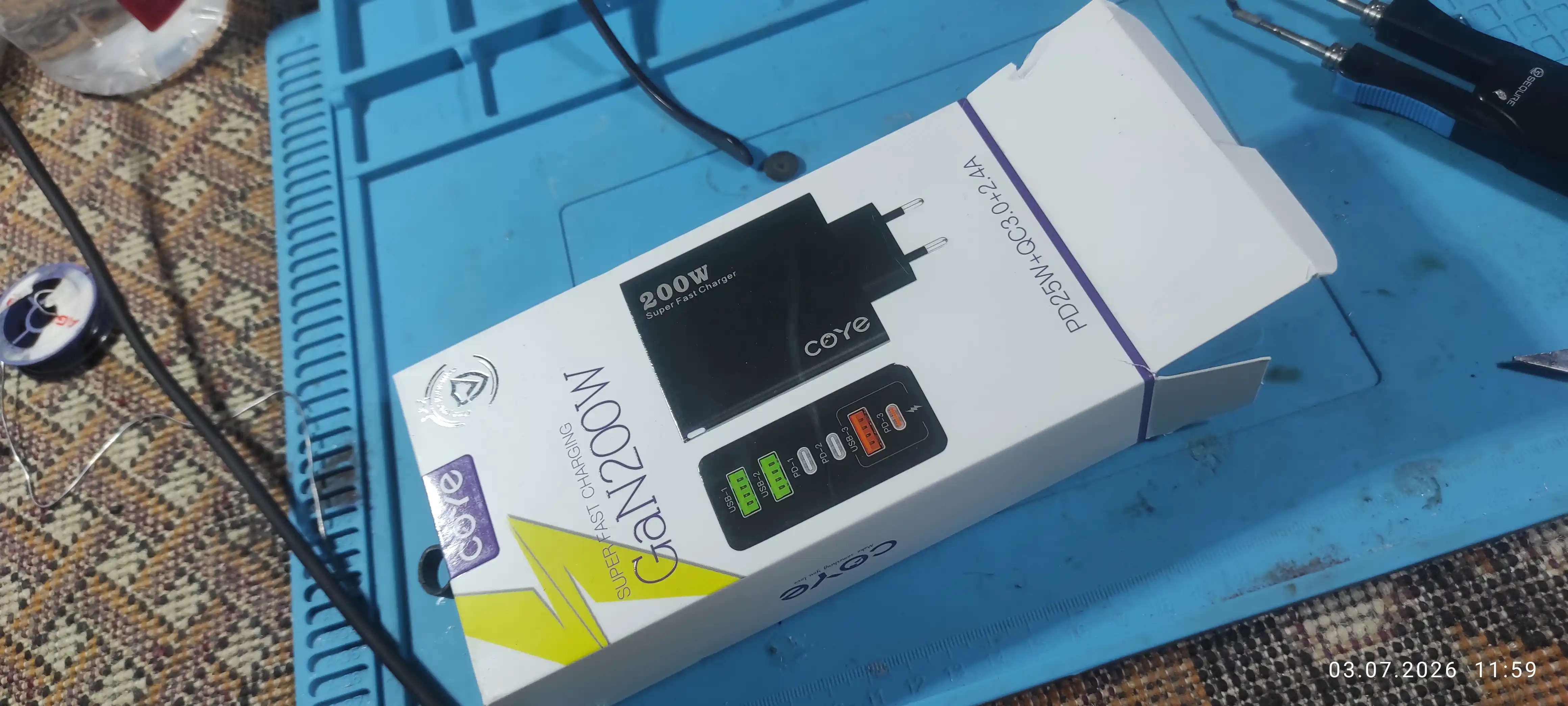 Блок питания, 200W,  6 портов (USB-A и Type-C PD) TURBO зарядка,адаптер, зарядчик