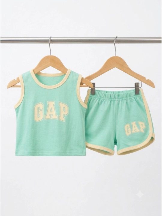 Детский летний костюм GAP майка и шорты комплект