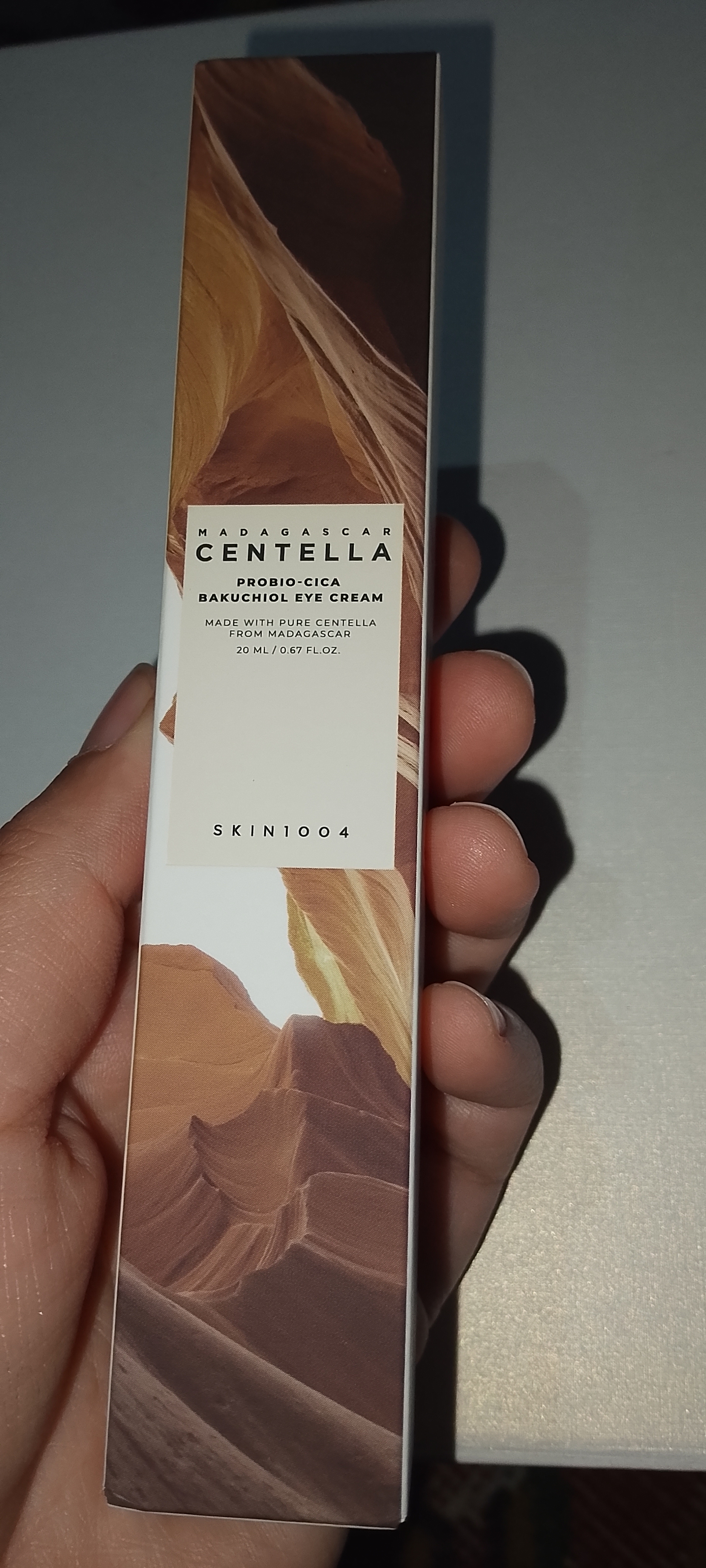 Крем утюжок для кожи вокруг глаз с Бакучиолом Skin1004 Probio-Cica Bakuchiol Eye Cream