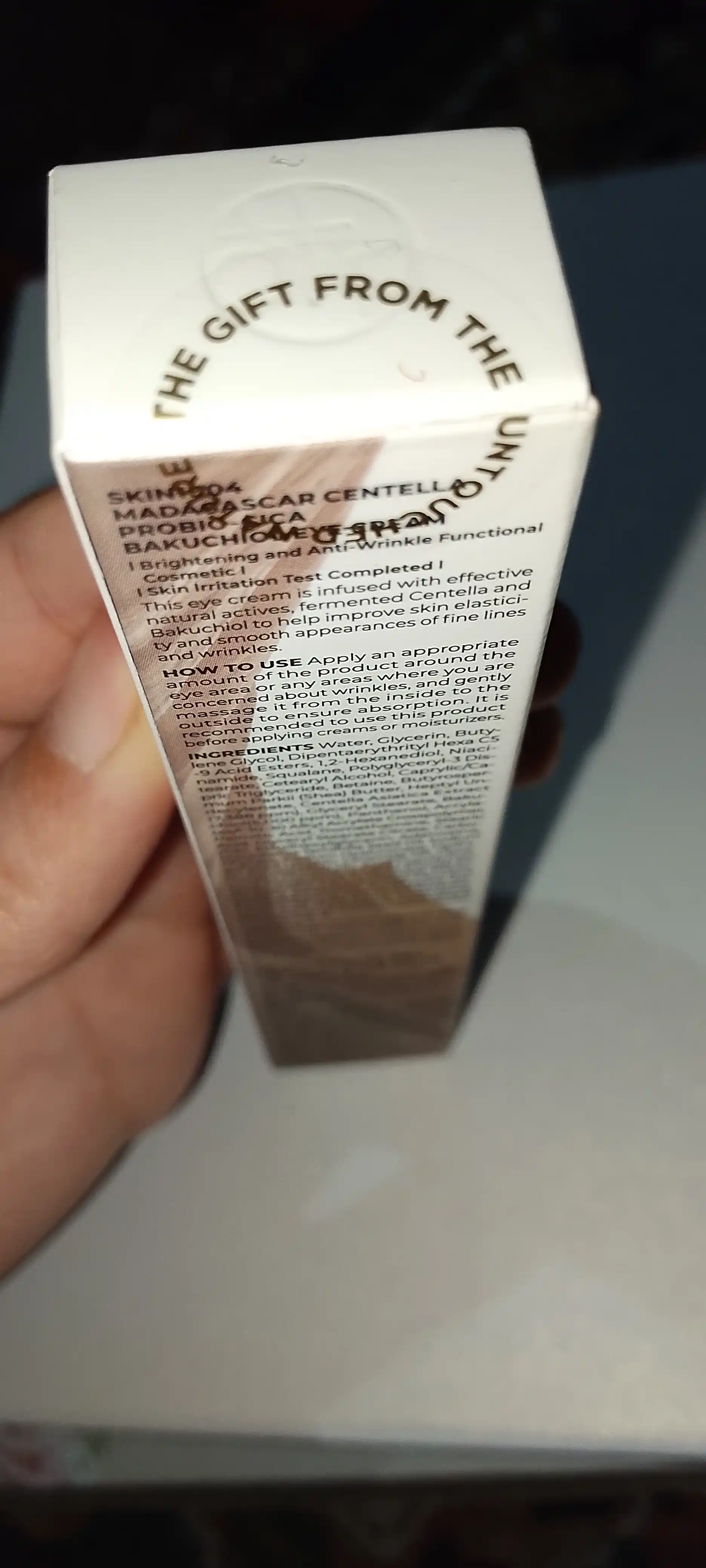 Крем утюжок для кожи вокруг глаз с Бакучиолом Skin1004 Probio-Cica Bakuchiol Eye Cream