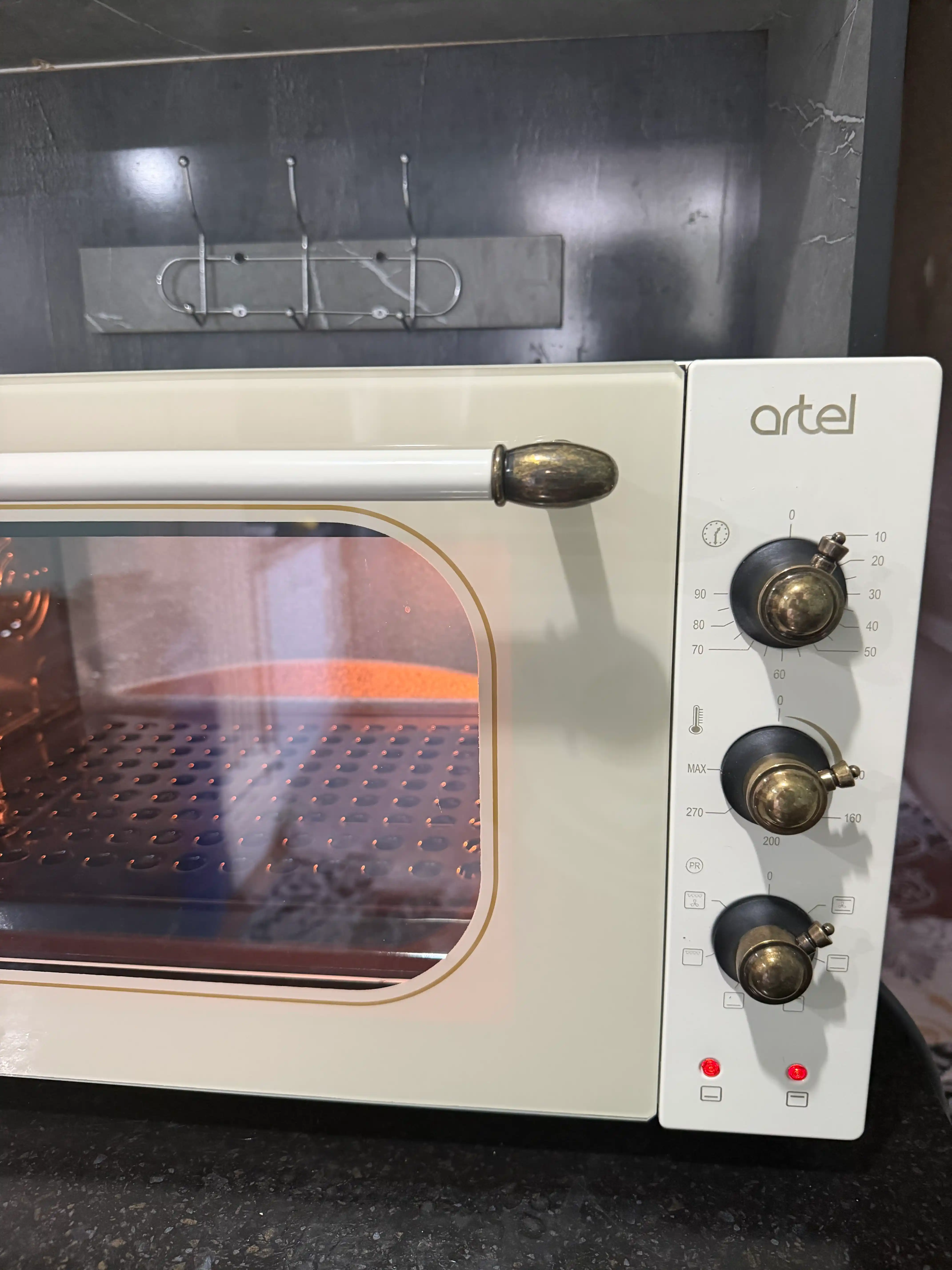 Mini-pech Artel MD 4218 Art-Retro