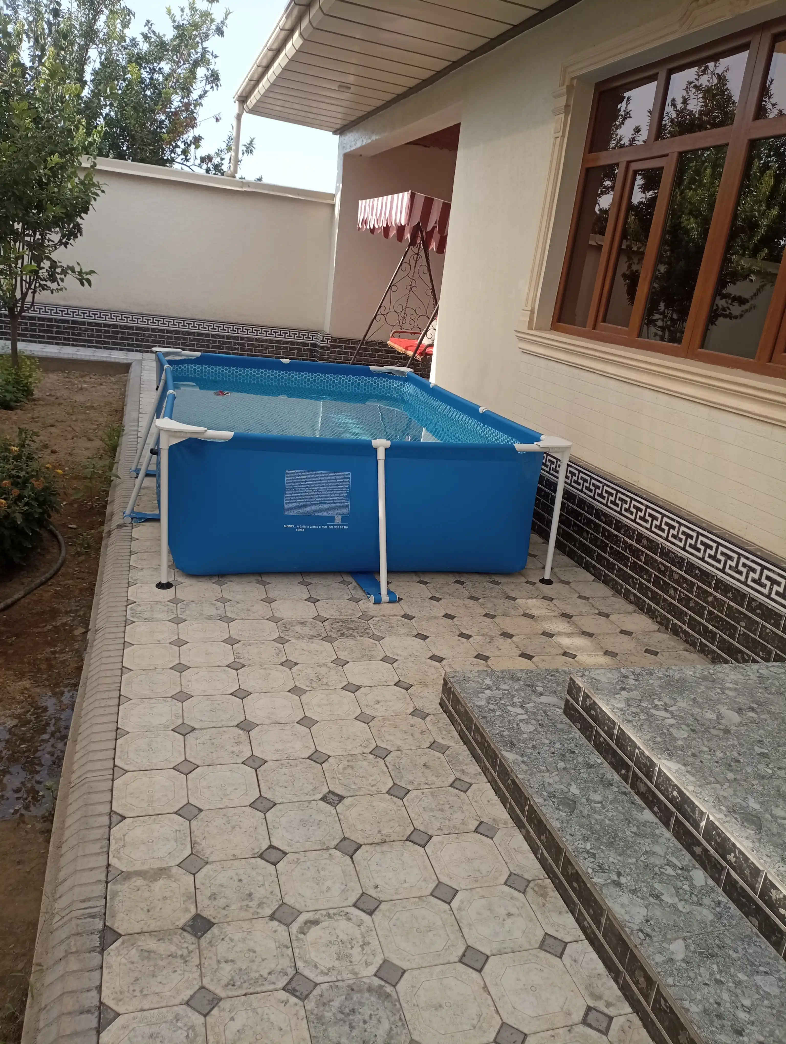 Karkasli basseyn Intex Prism, Metal Frame, tanlovga 1662l-7127 litr hajmli, kattalar uchun